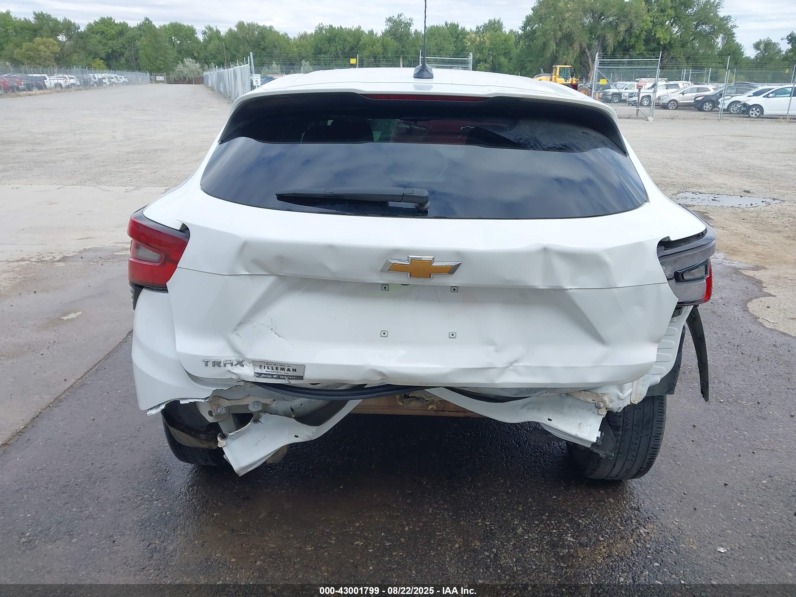 CHEVROLET TRAX image 6