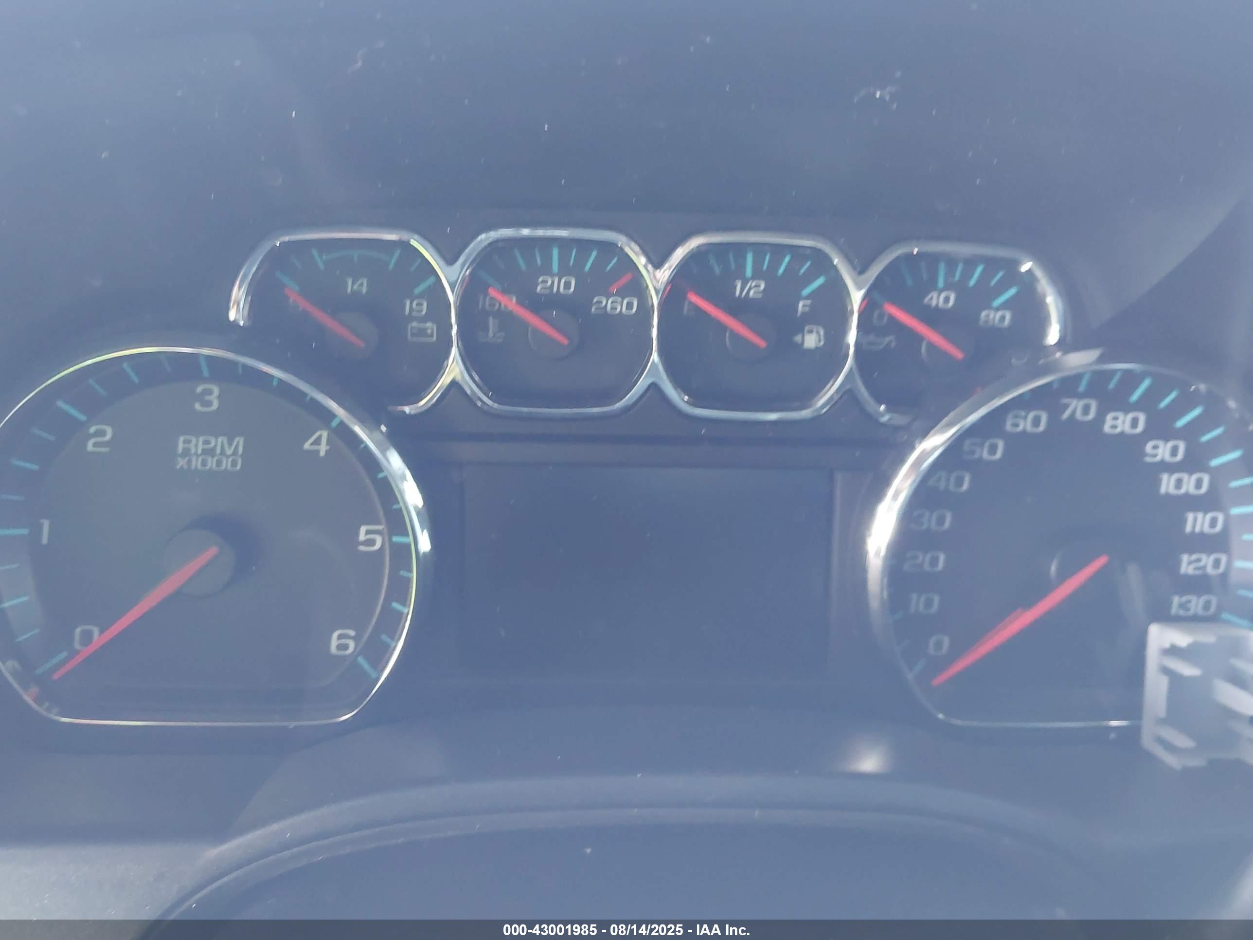 CHEVROLET SILVERADO image 7