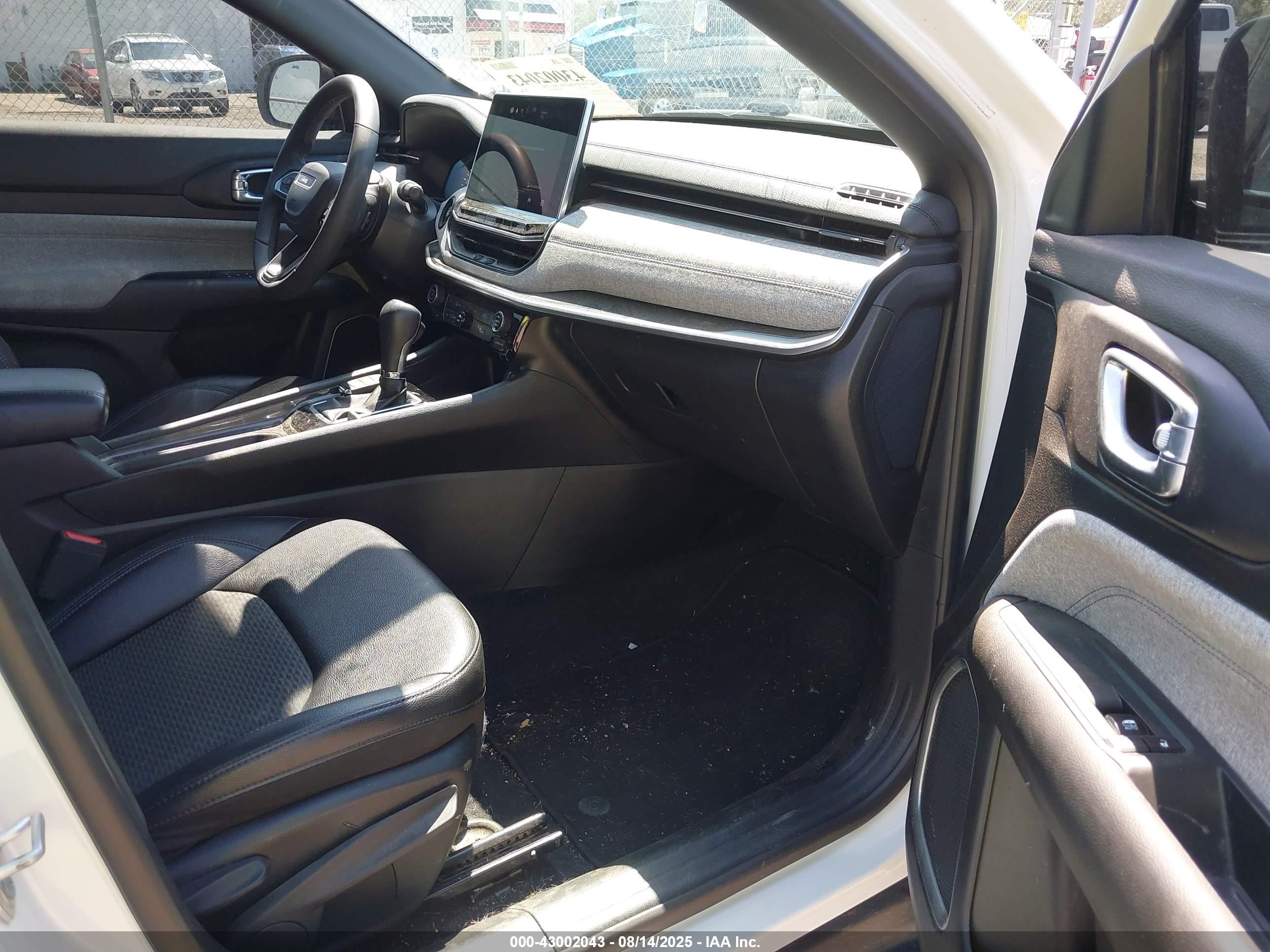 JEEP COMPASS image 5