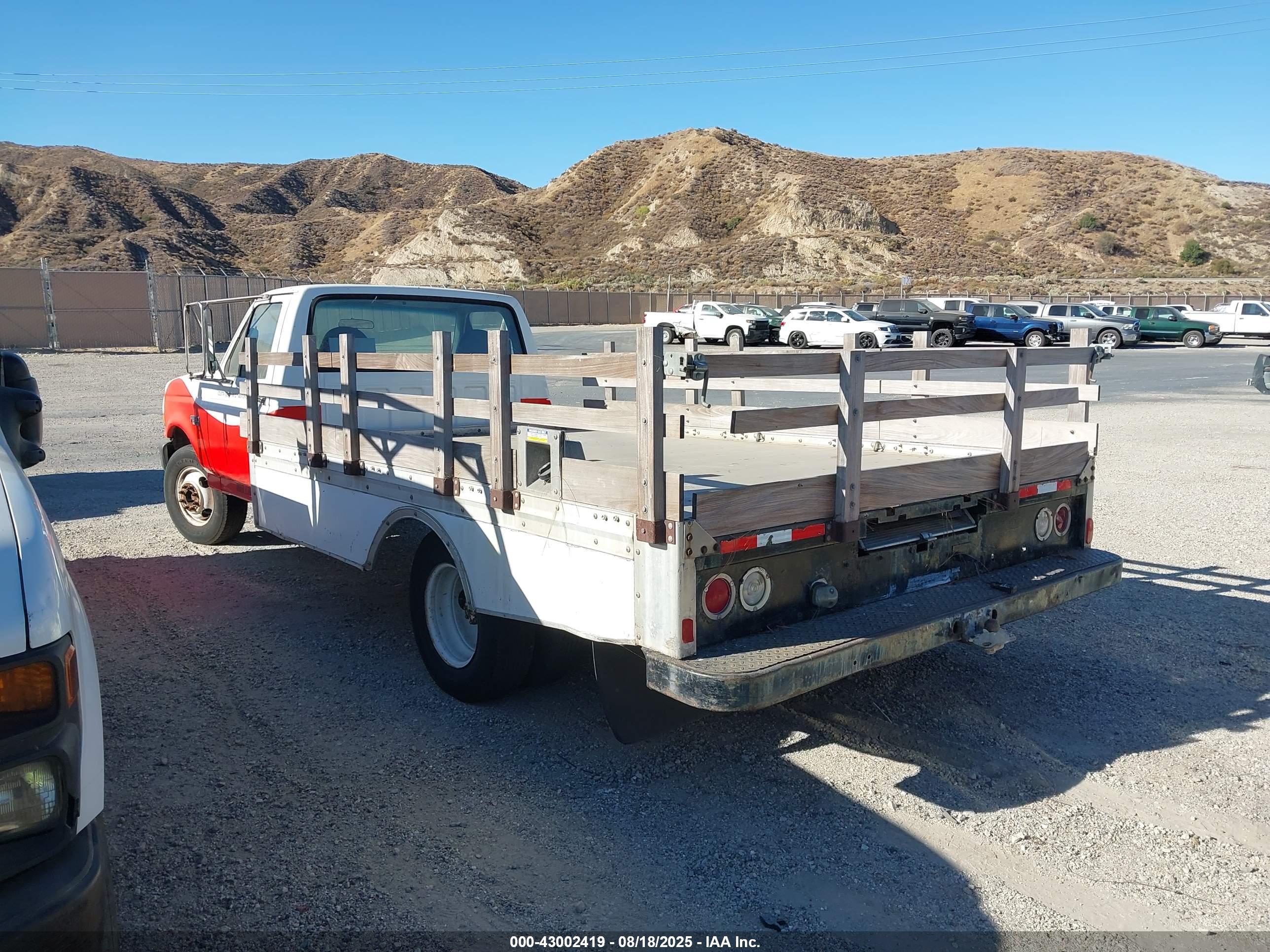 FORD F-350 image 3