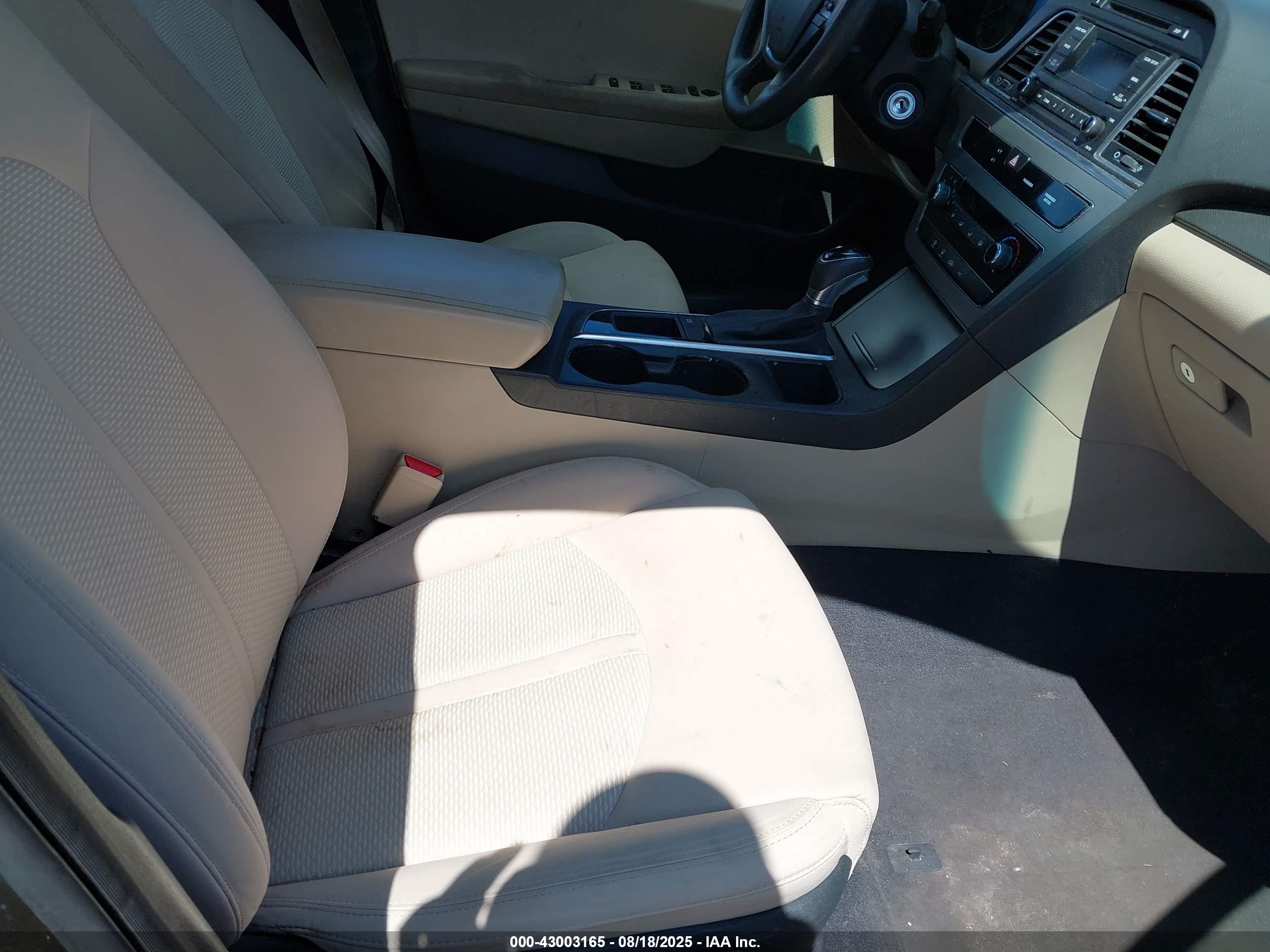 HYUNDAI SONATA image 5