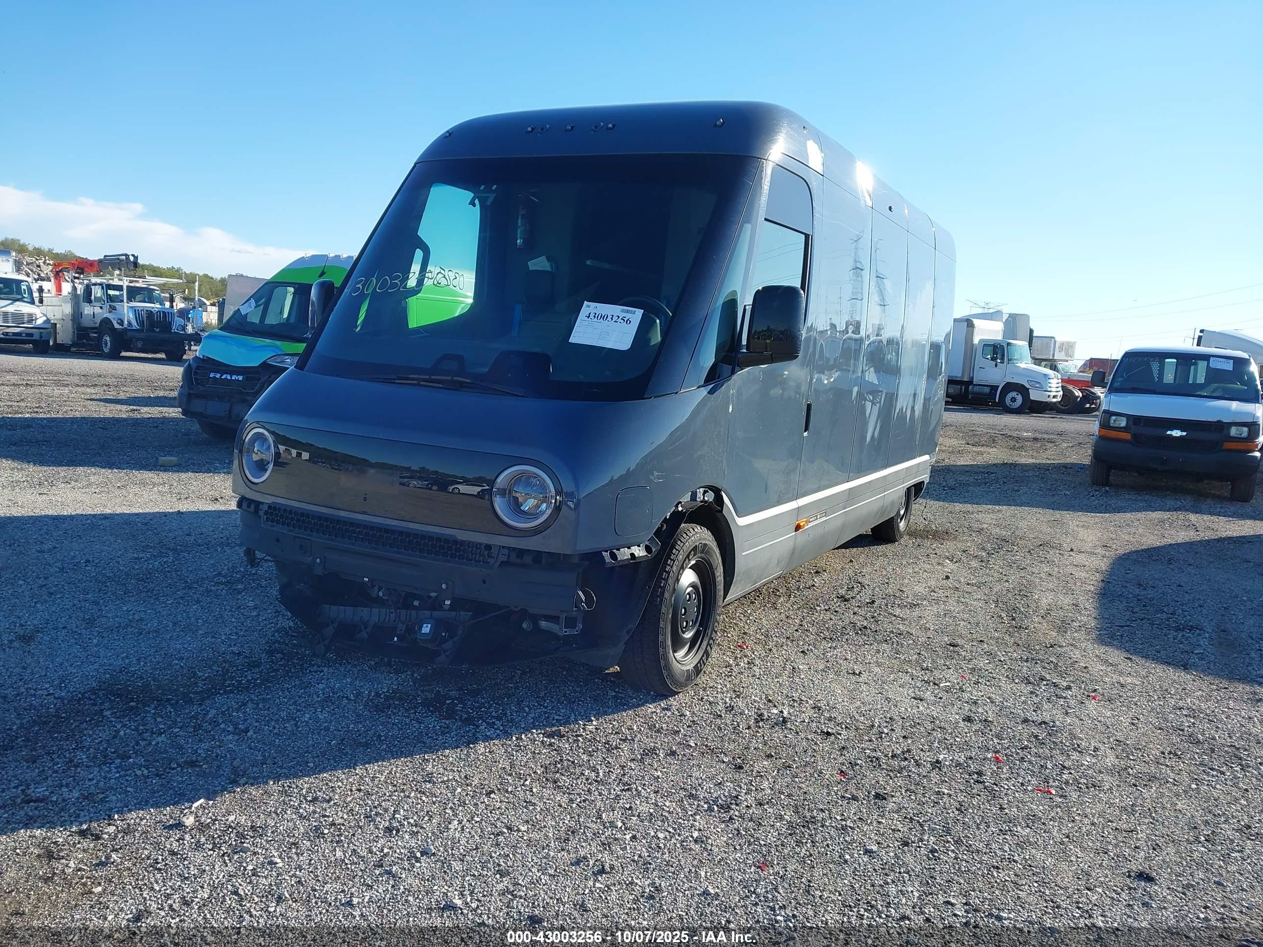 RIVIAN DELIVERY image 2