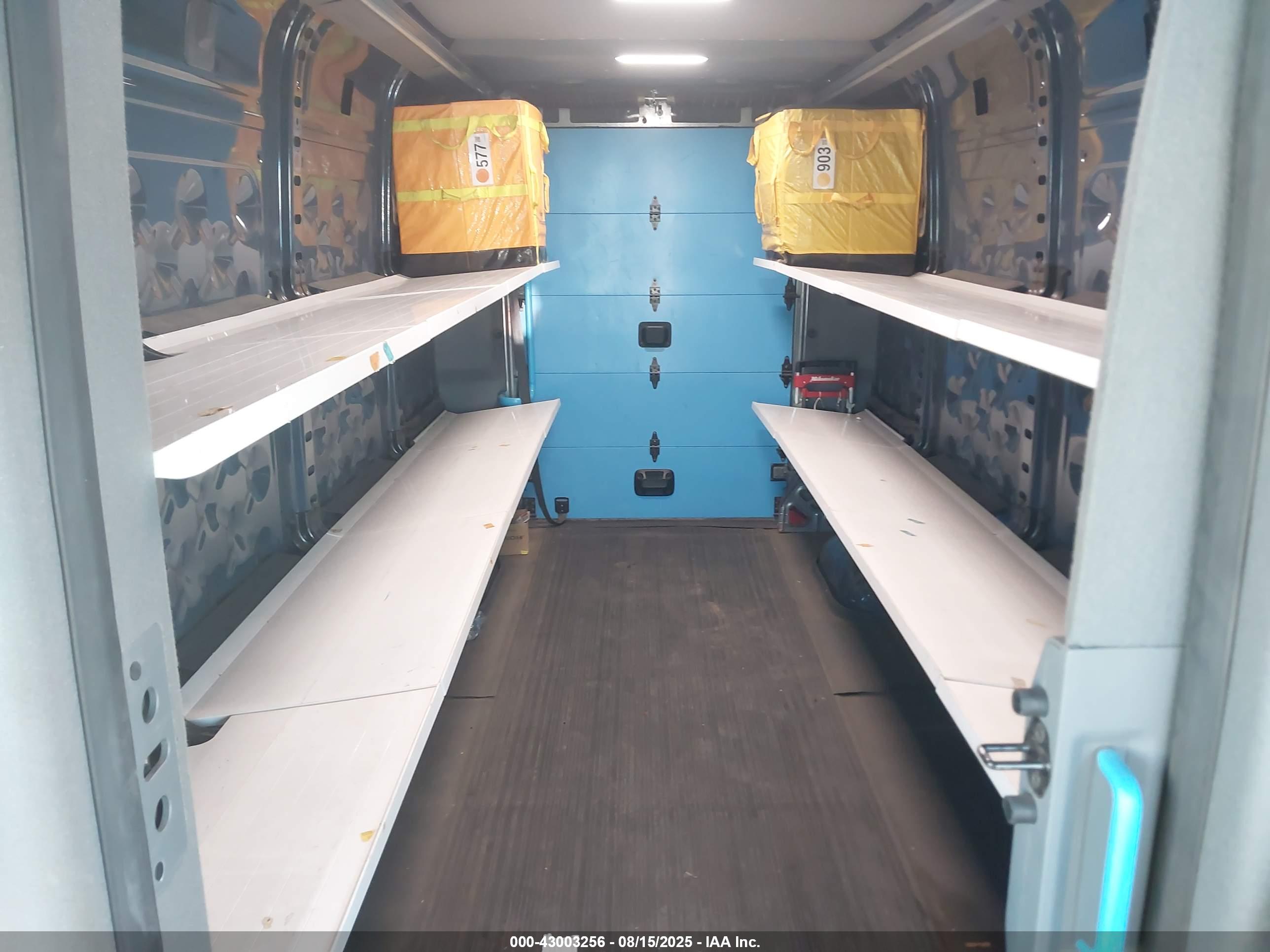 RIVIAN DELIVERY image 8