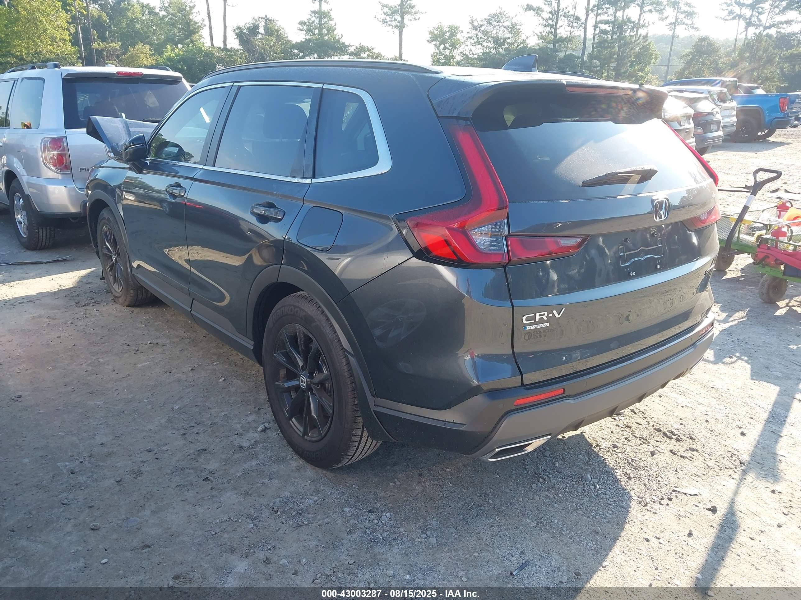 HONDA CR-V image 3