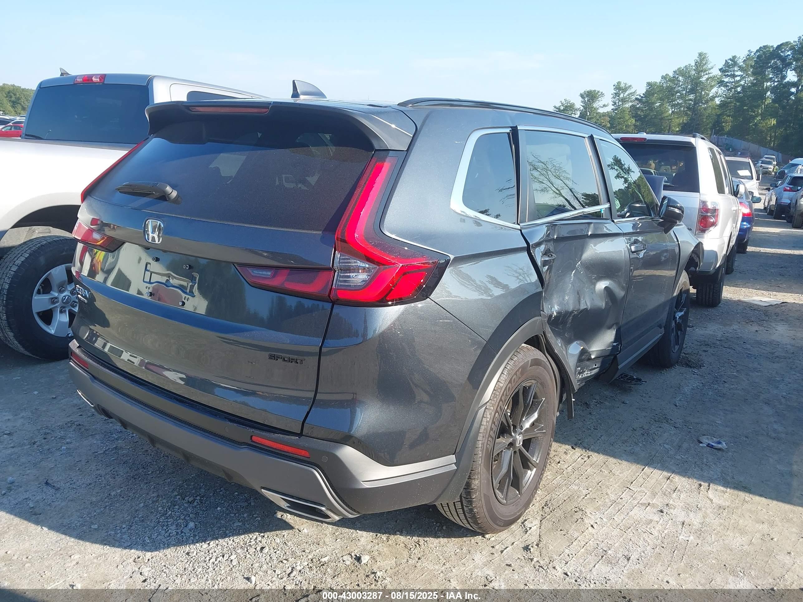 HONDA CR-V image 4