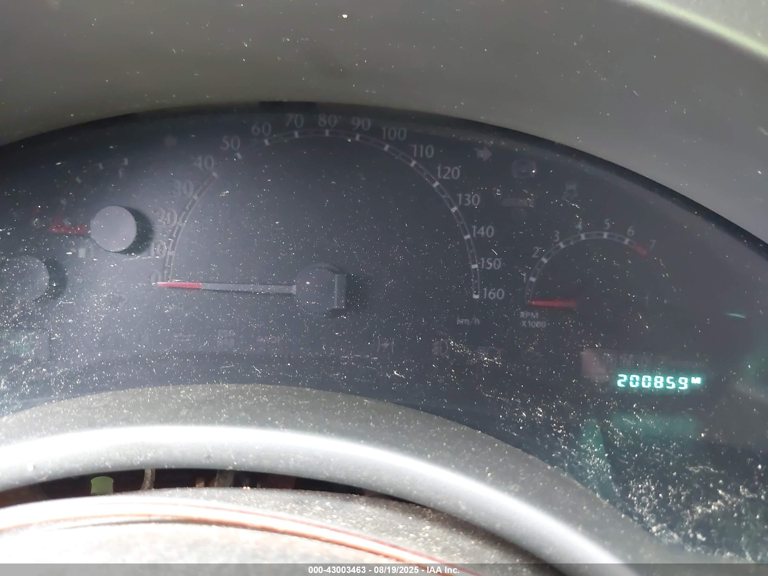 CHRYSLER PACIFICA image 7