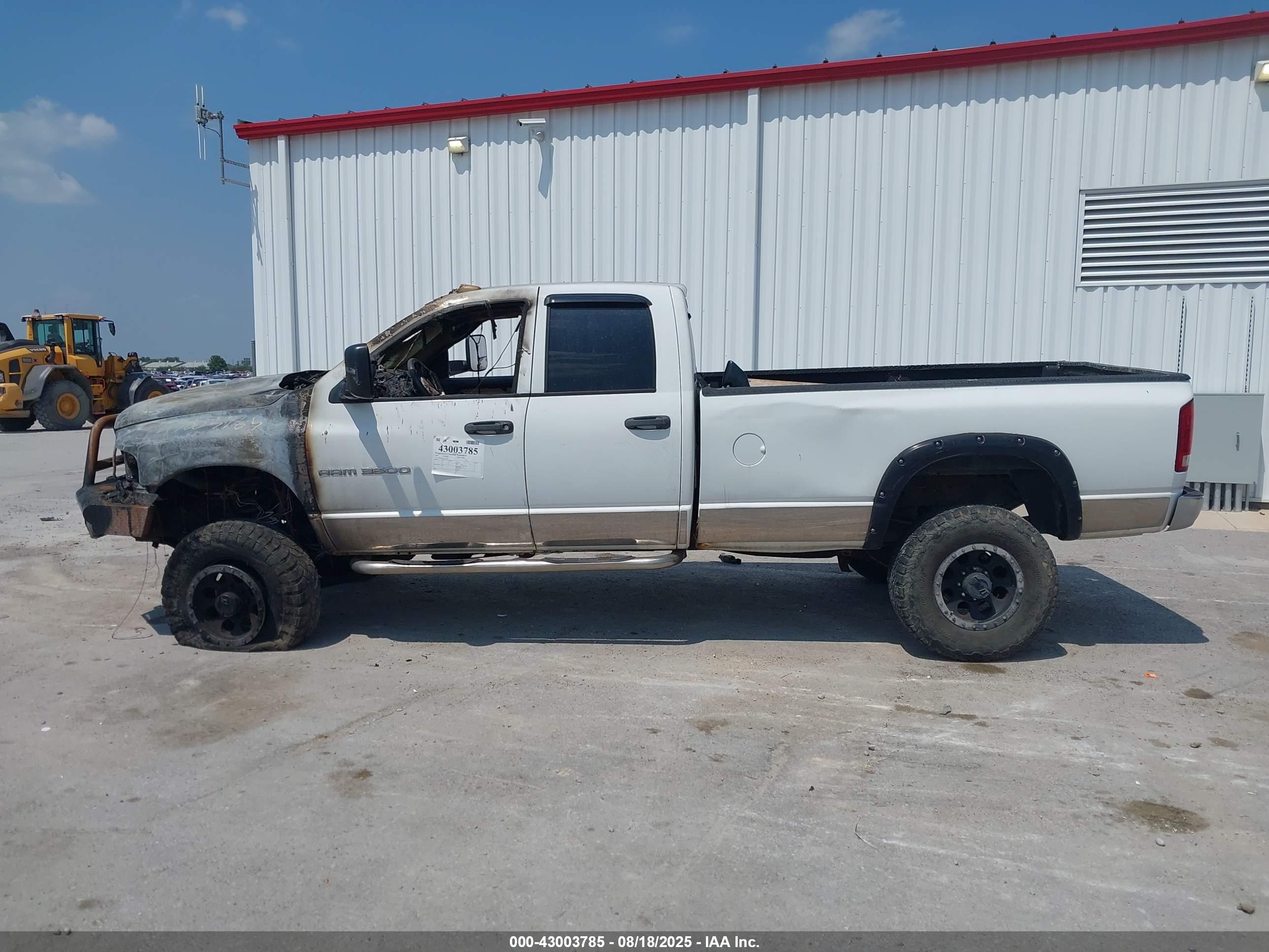 DODGE RAM image 6
