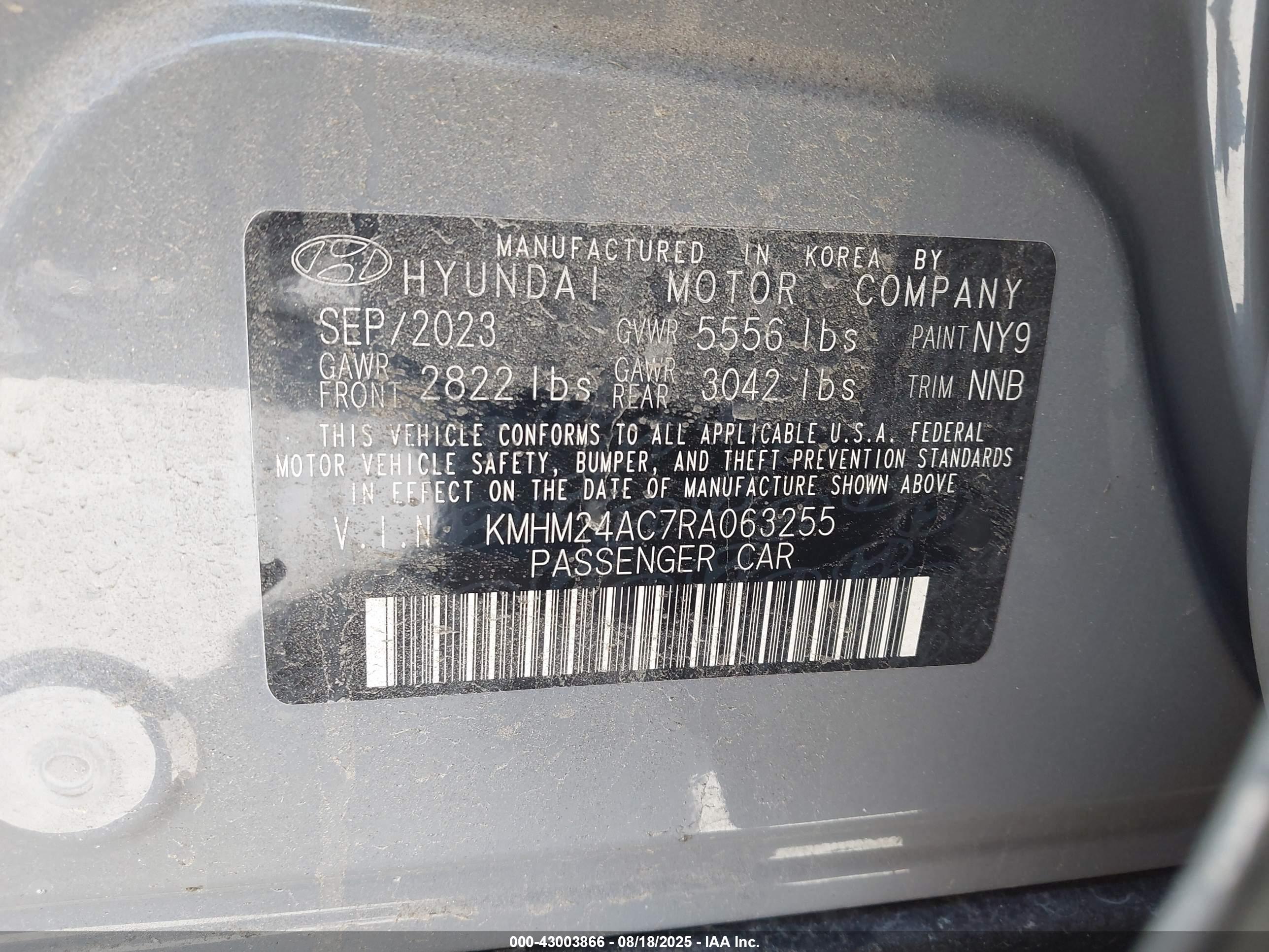 HYUNDAI IONIQ image 9
