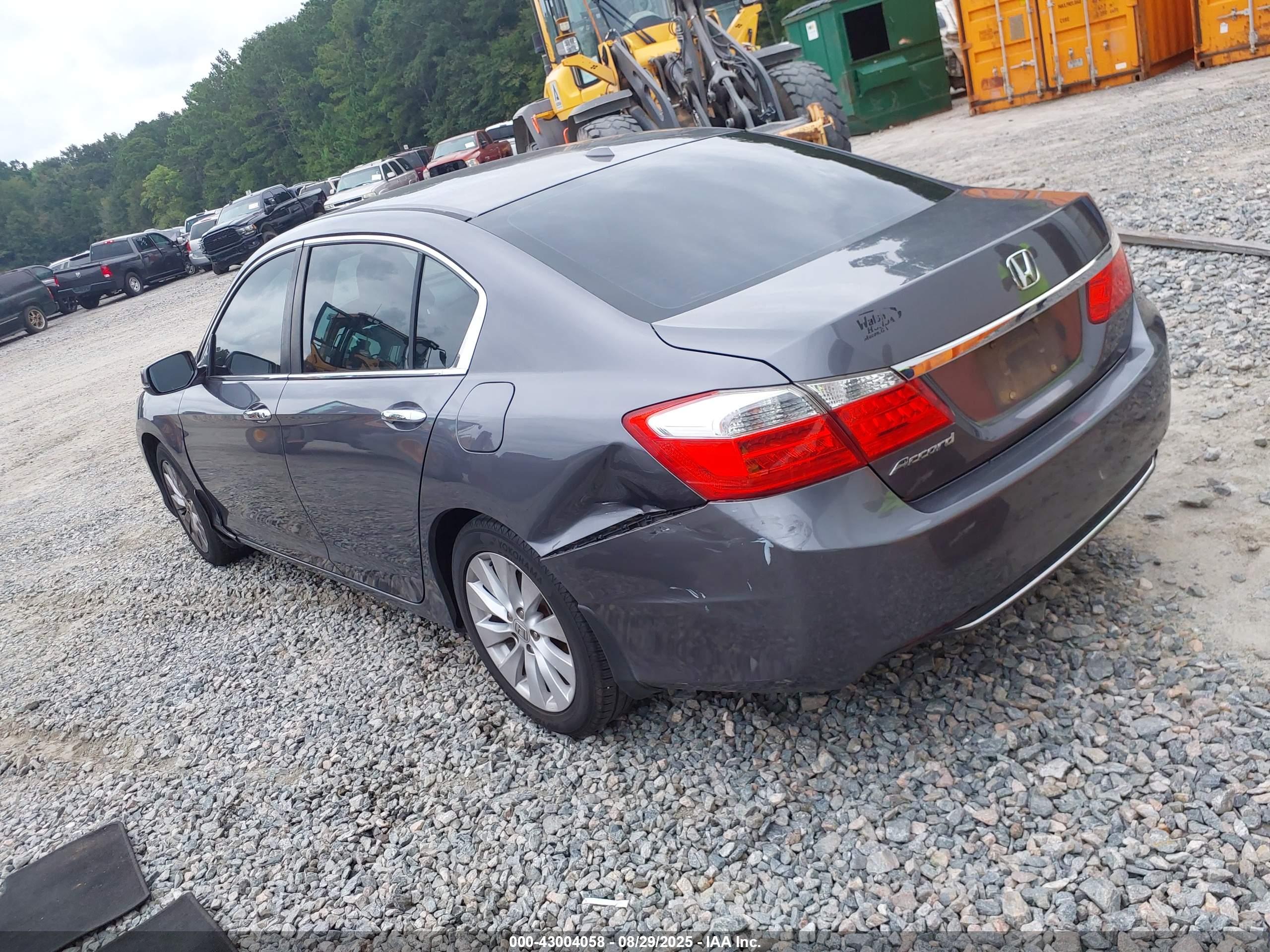 HONDA ACCORD image 3