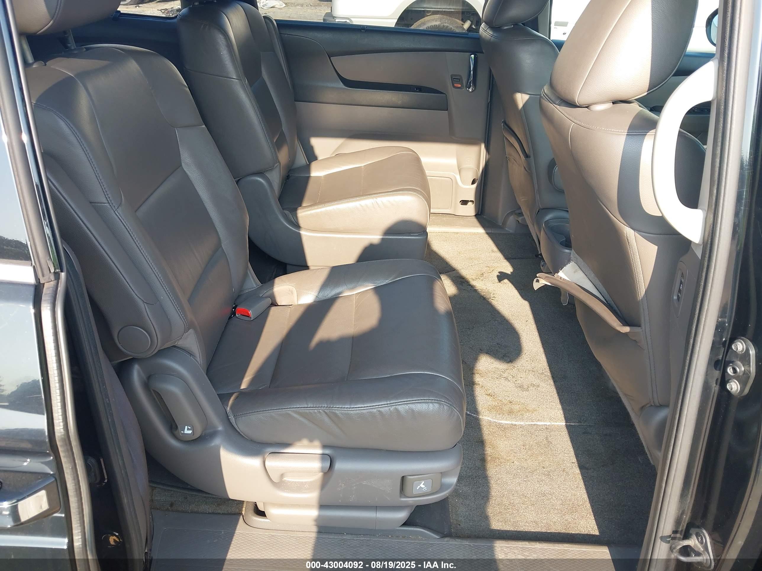 HONDA ODYSSEY image 8