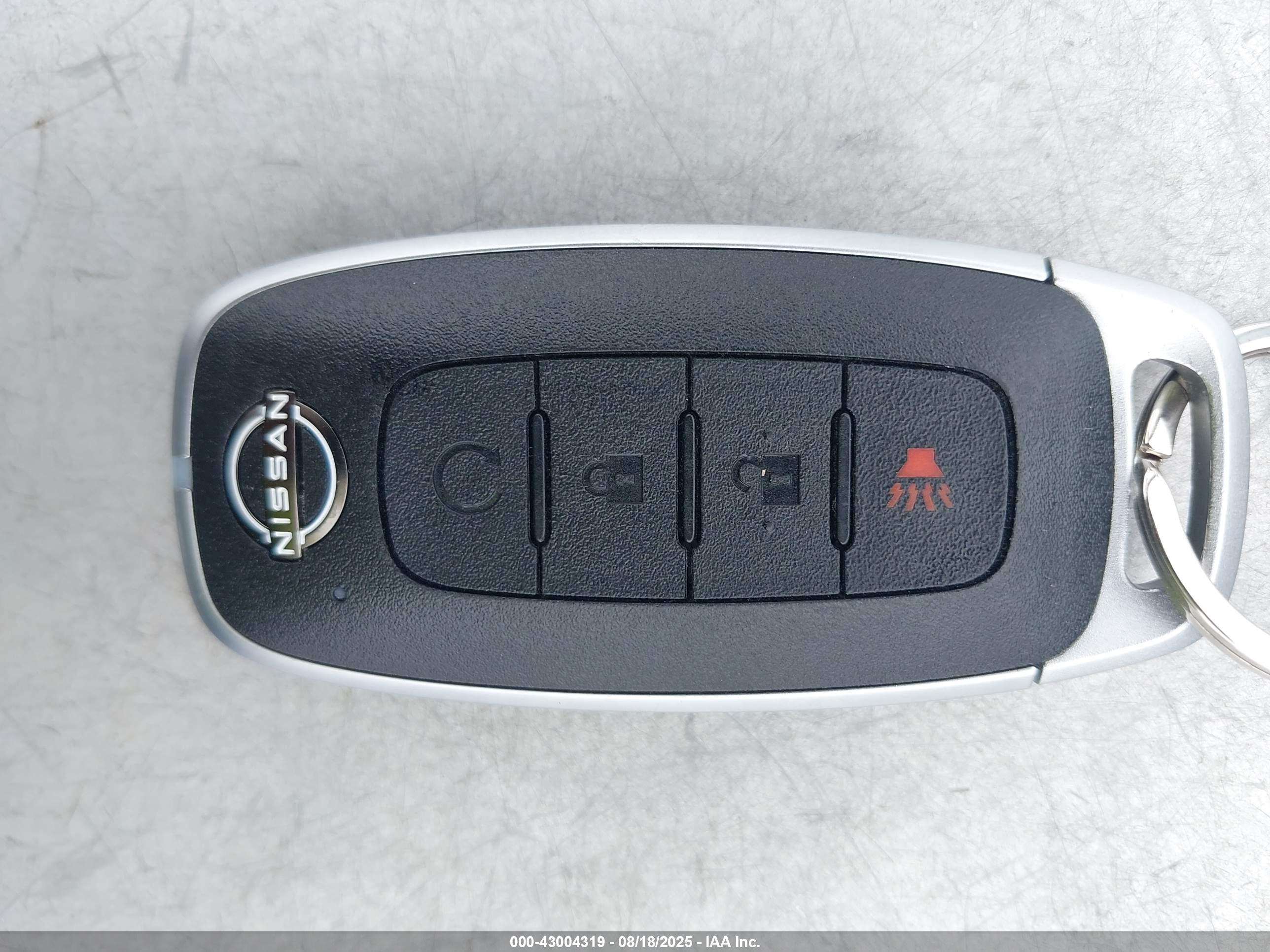 NISSAN KICKS image 11