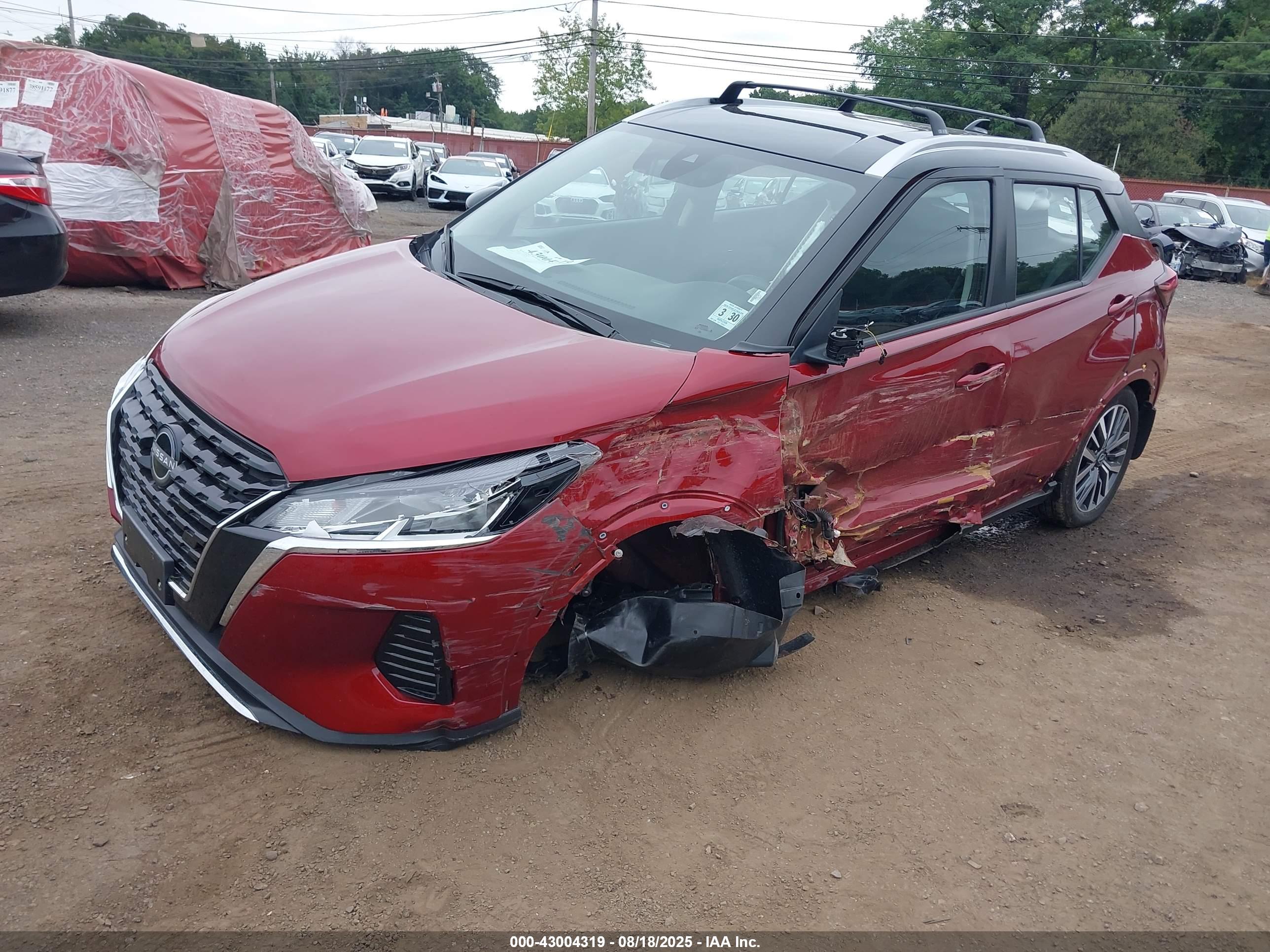 NISSAN KICKS image 2