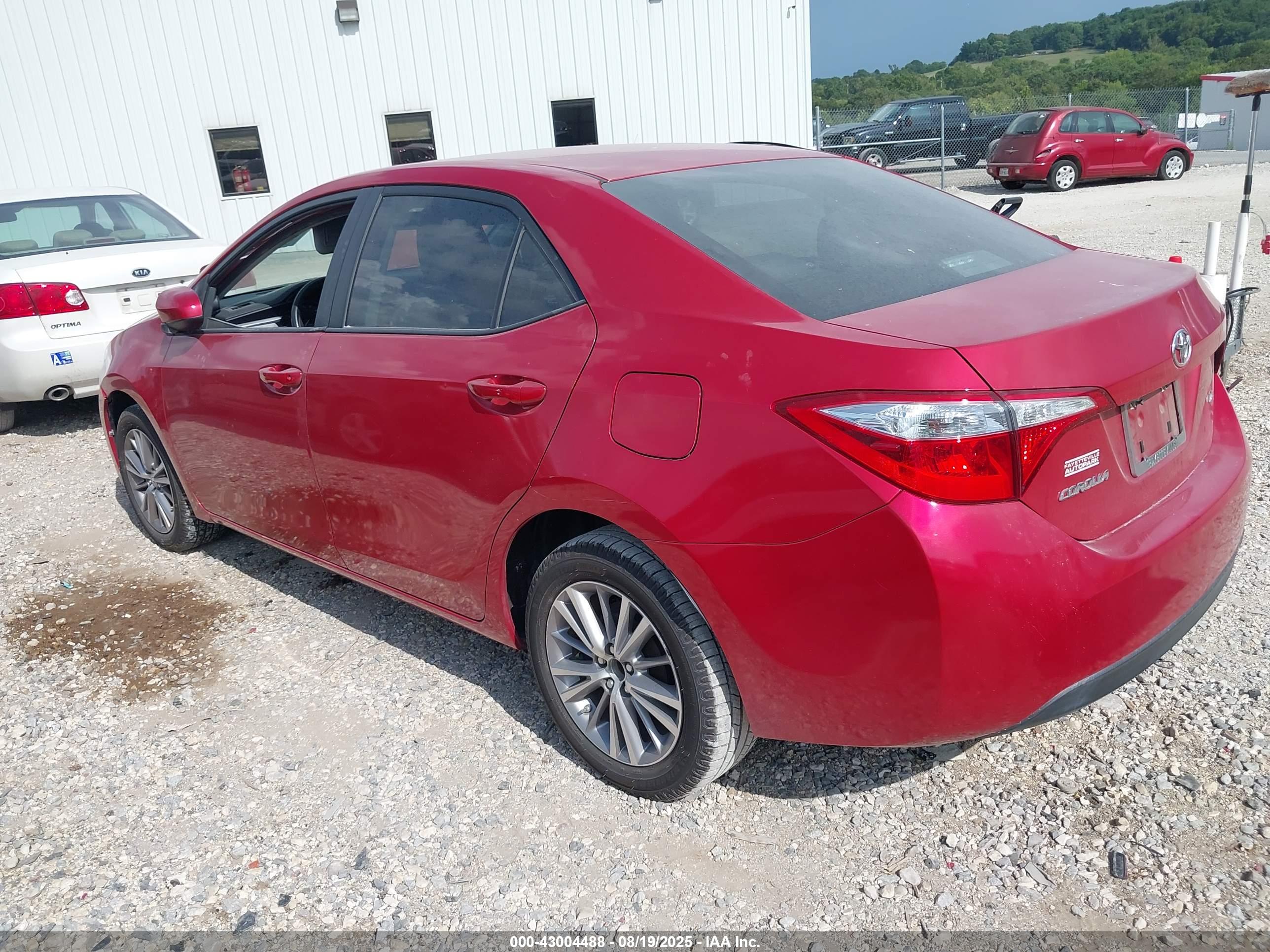 TOYOTA COROLLA image 3