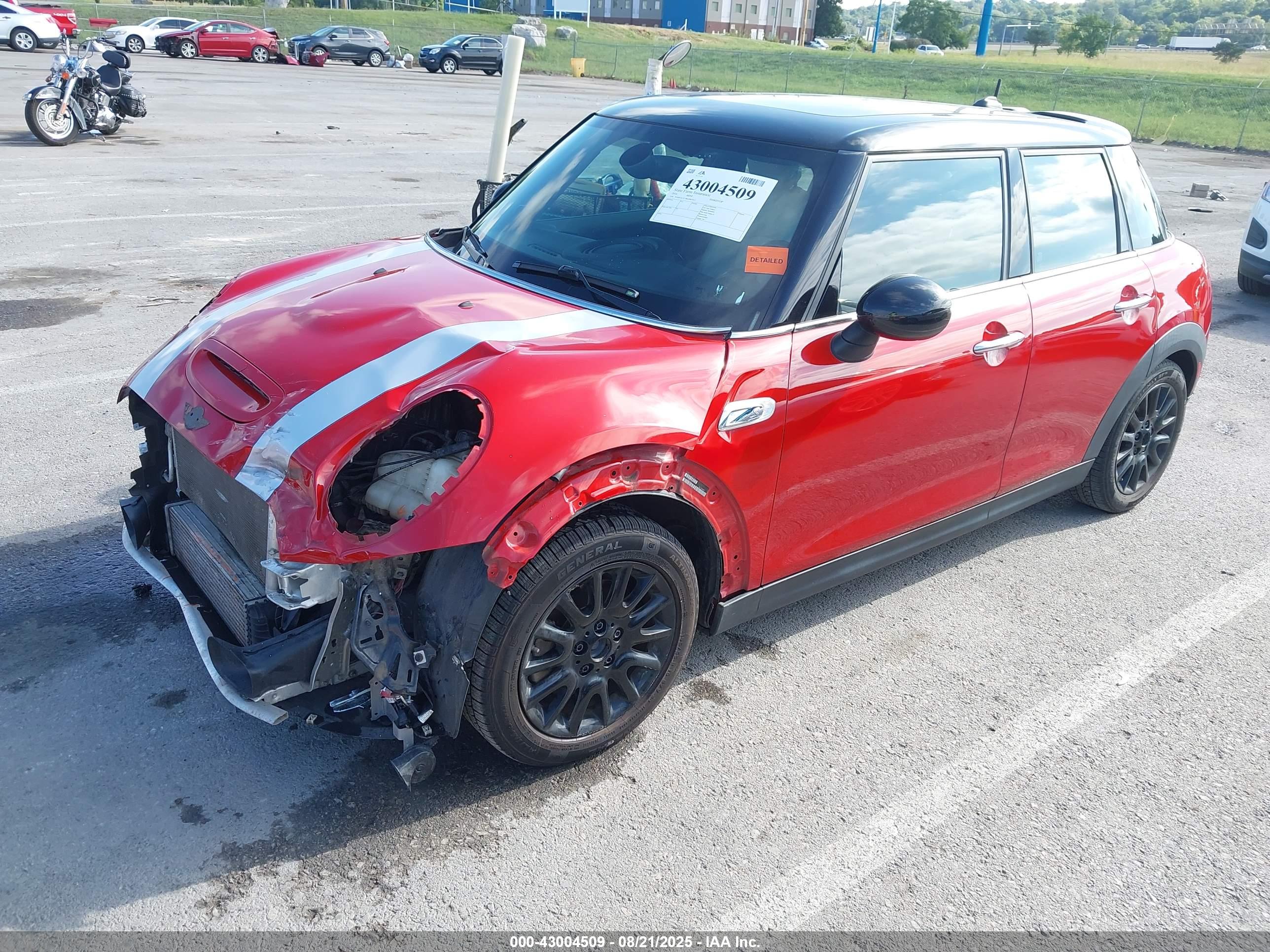 MINI HARDTOP image 2