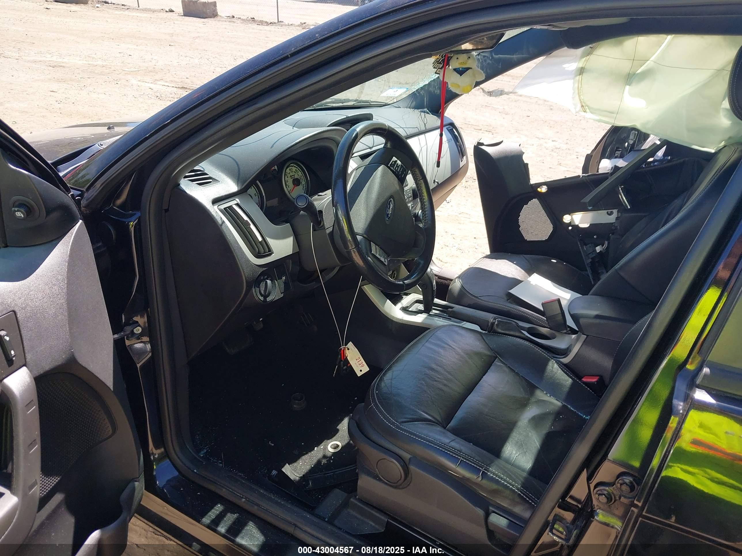 FORD FOCUS image 5
