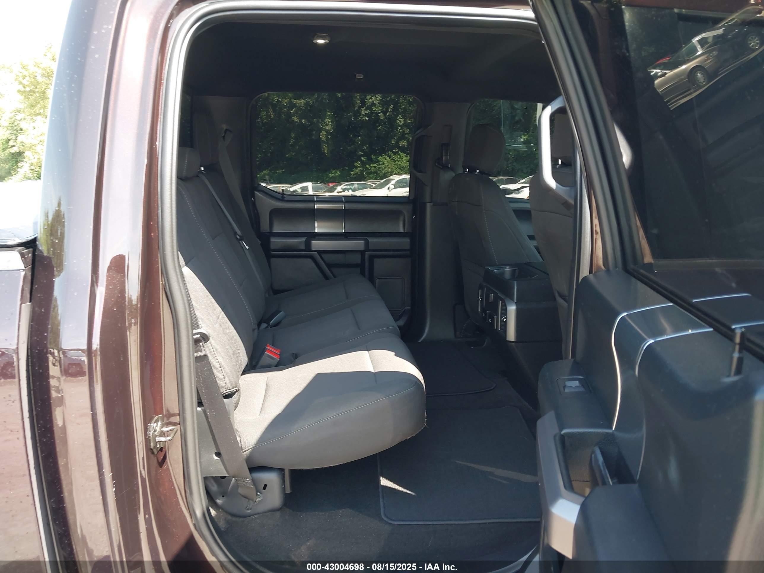 FORD F-150 image 8