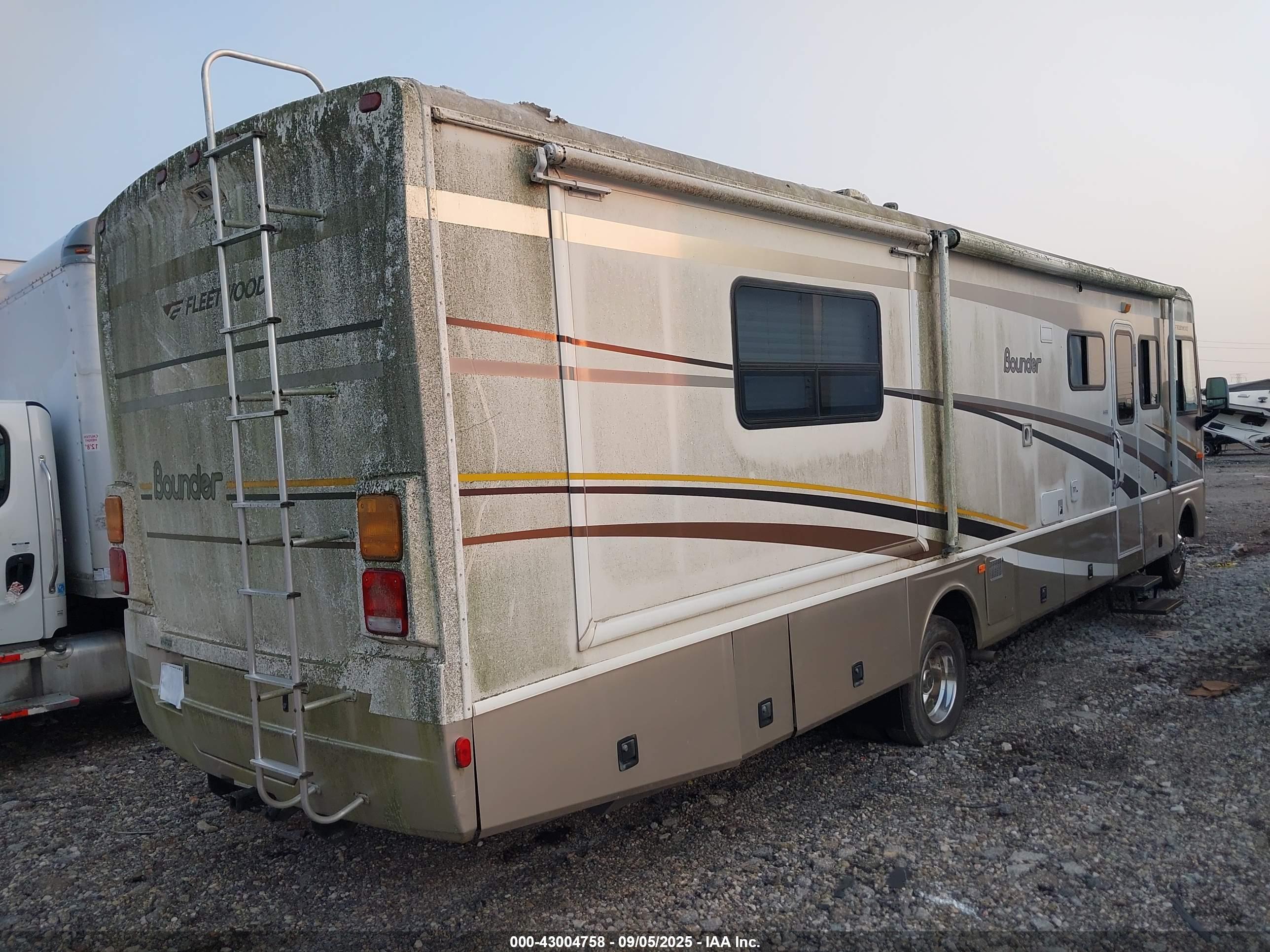 FORD F550 image 4