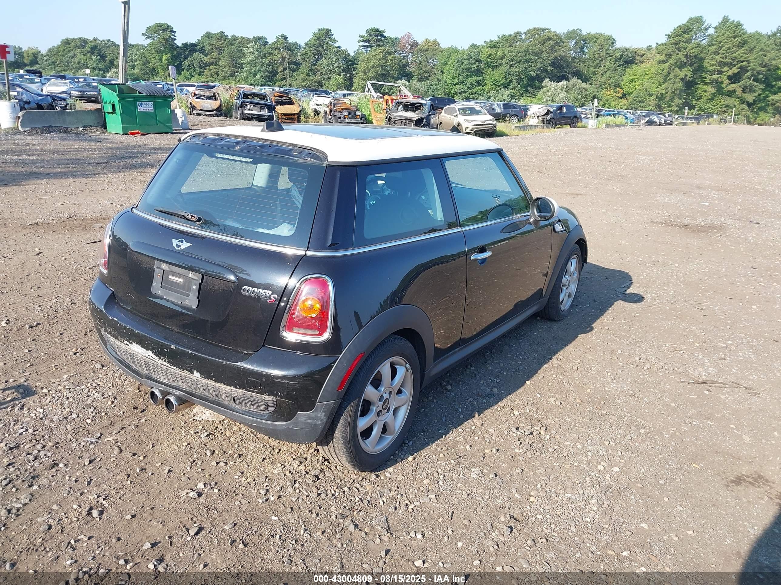 MINI COOPER image 4