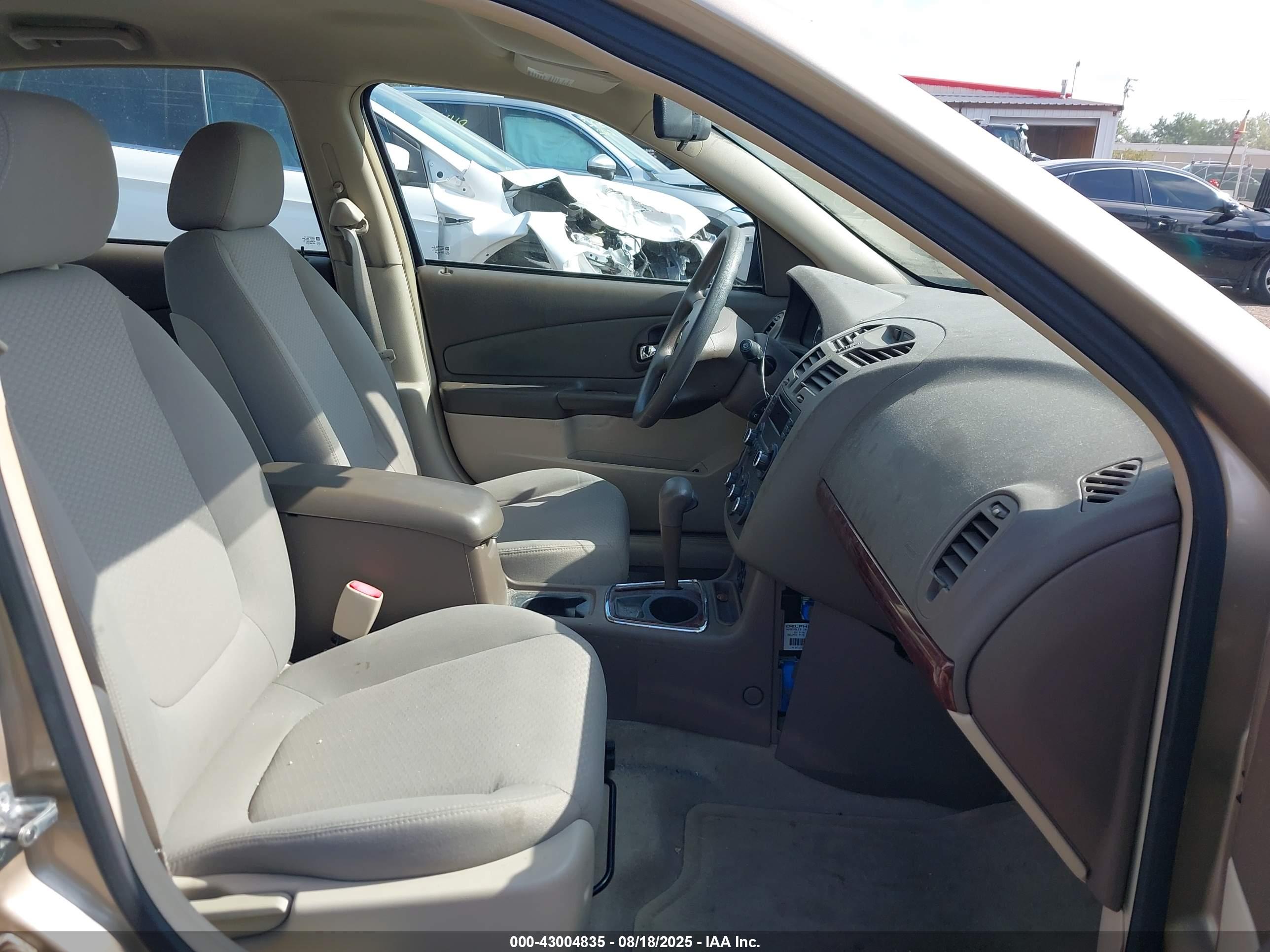 CHEVROLET MALIBU image 5