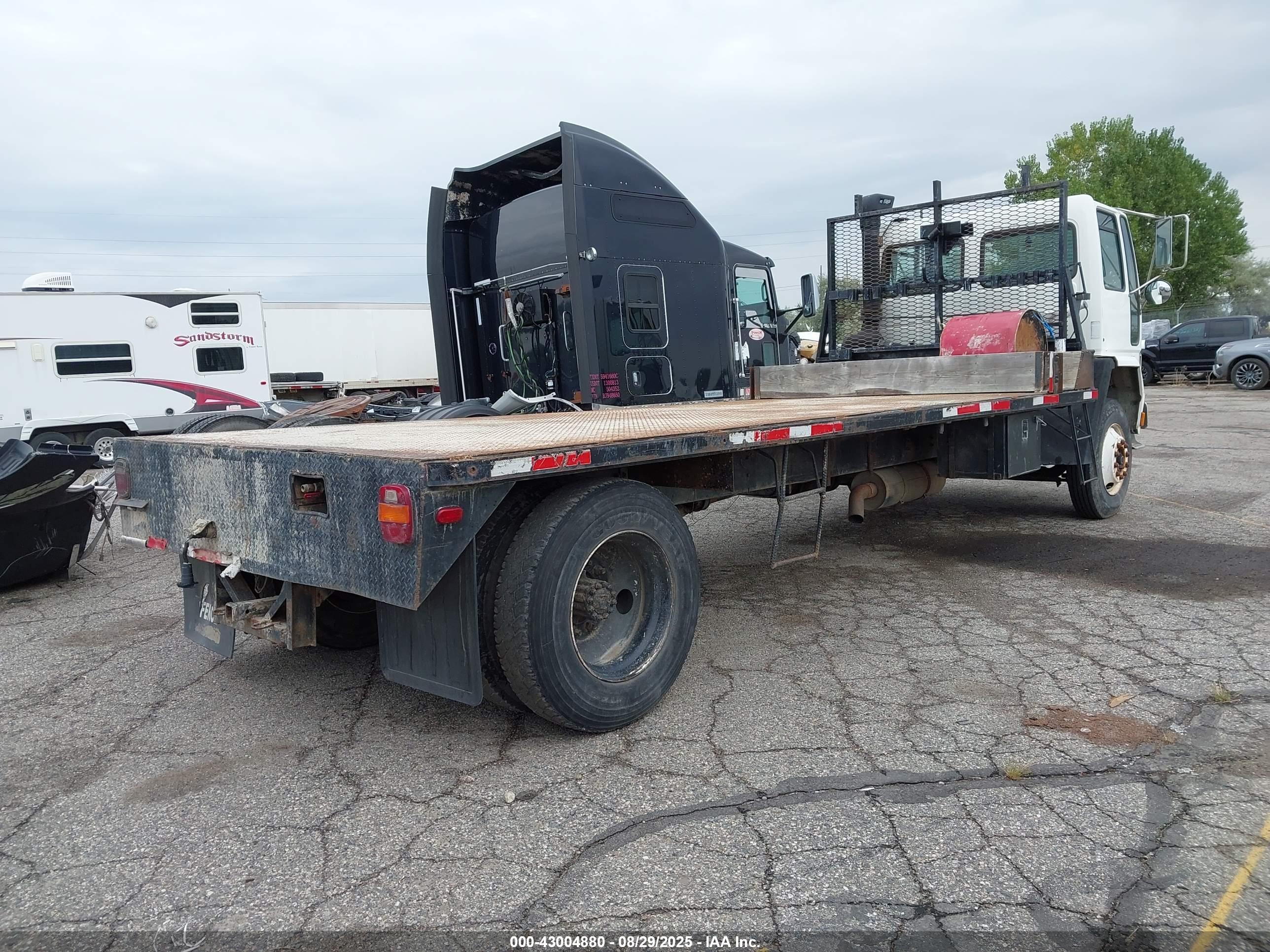 FREIGHTLINER HC image 4