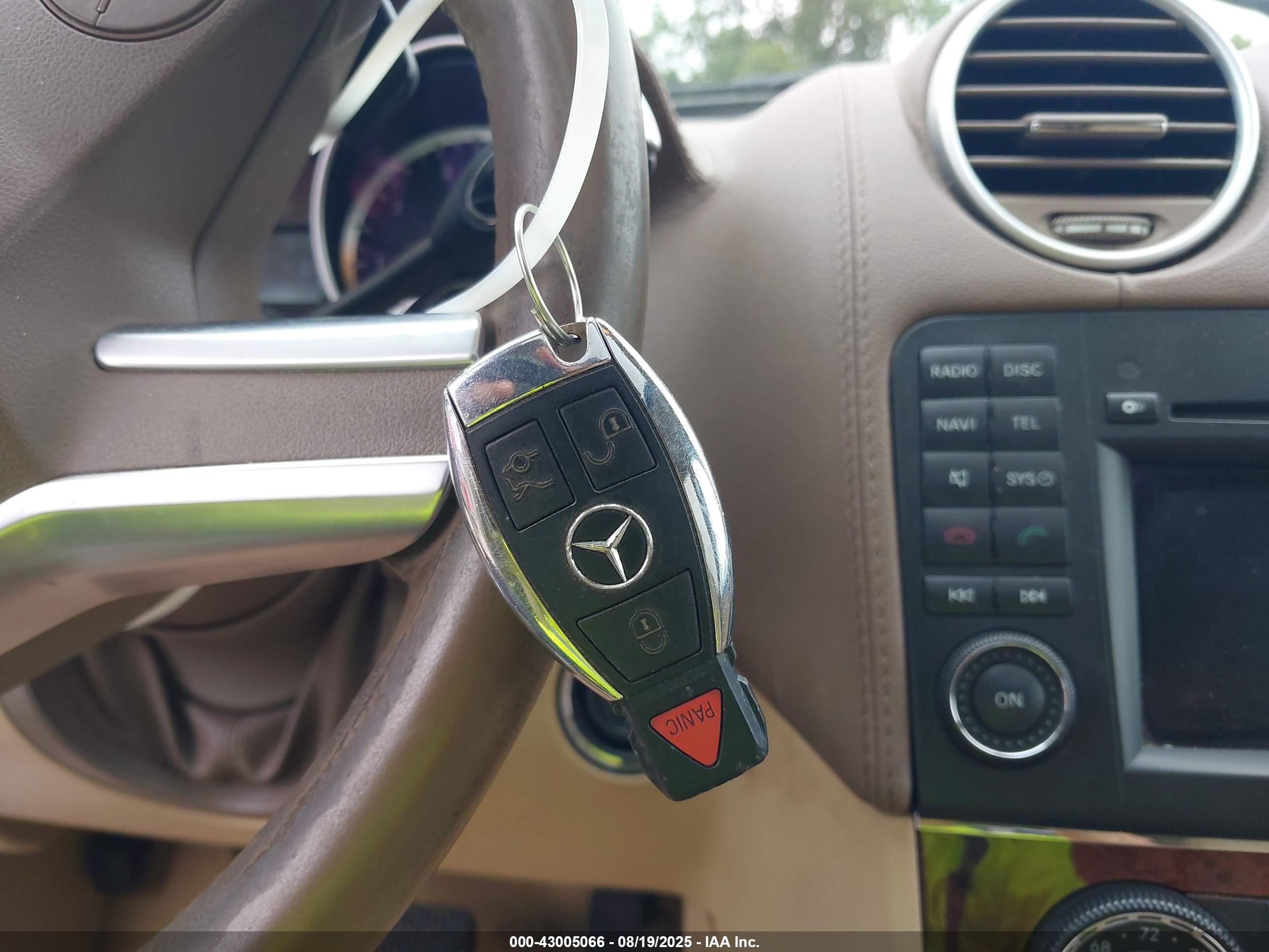 MERCEDES-BENZ GL image 11