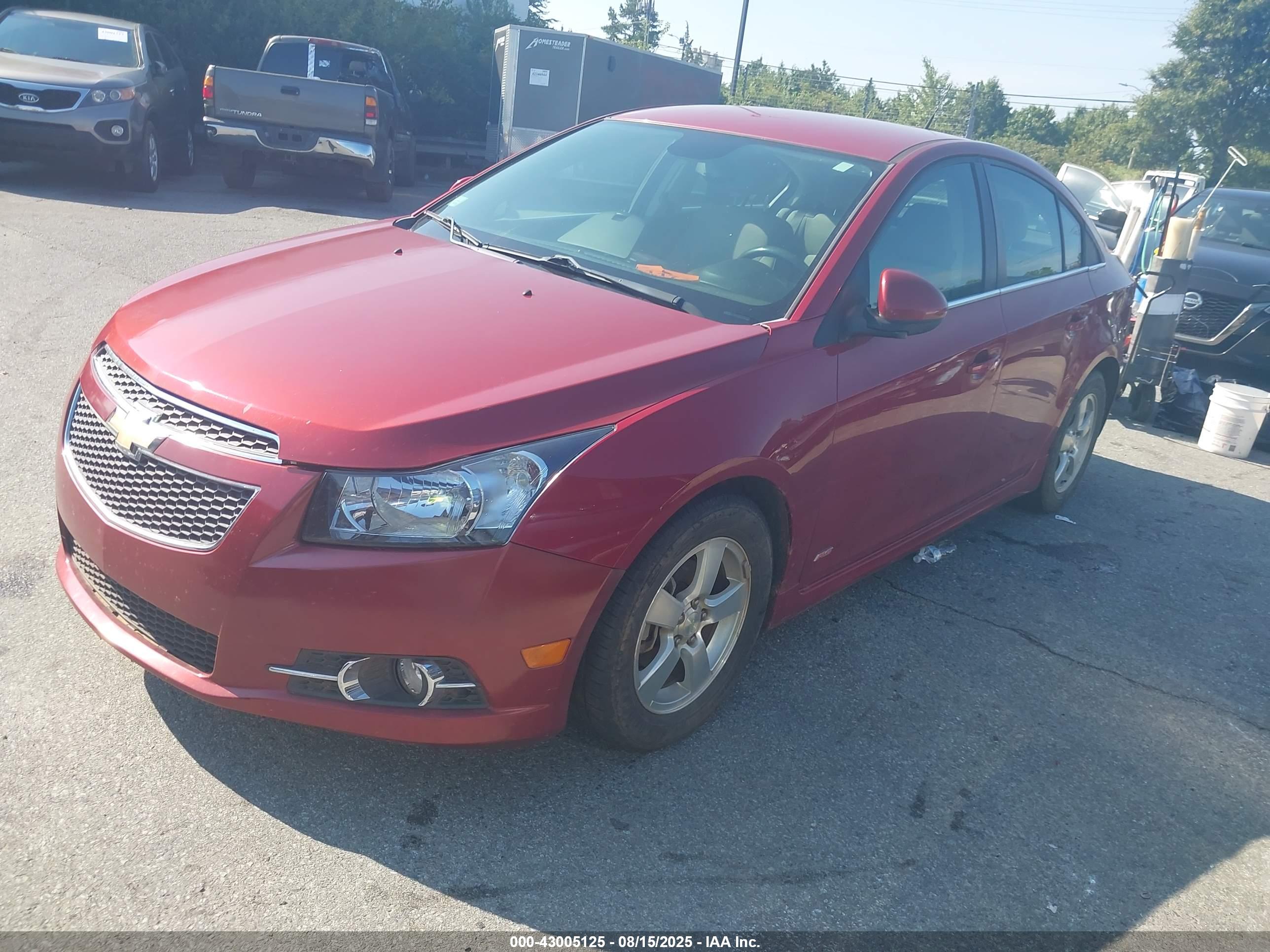 CHEVROLET CRUZE image 2