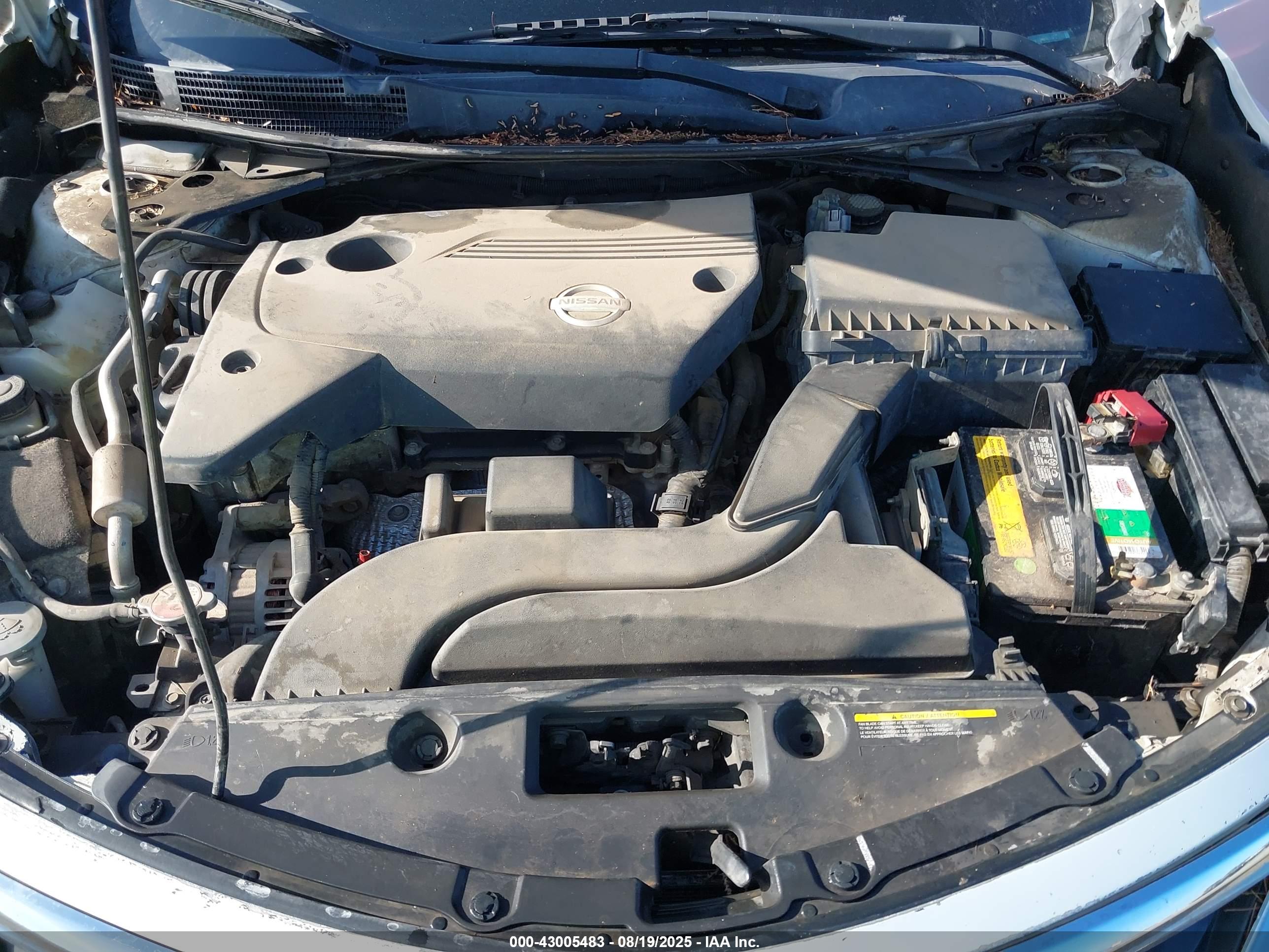 NISSAN ALTIMA image 10