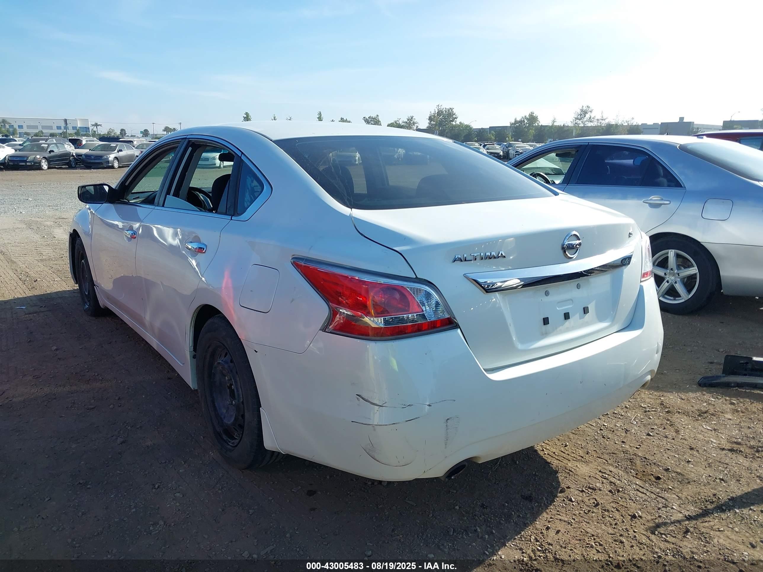NISSAN ALTIMA image 6
