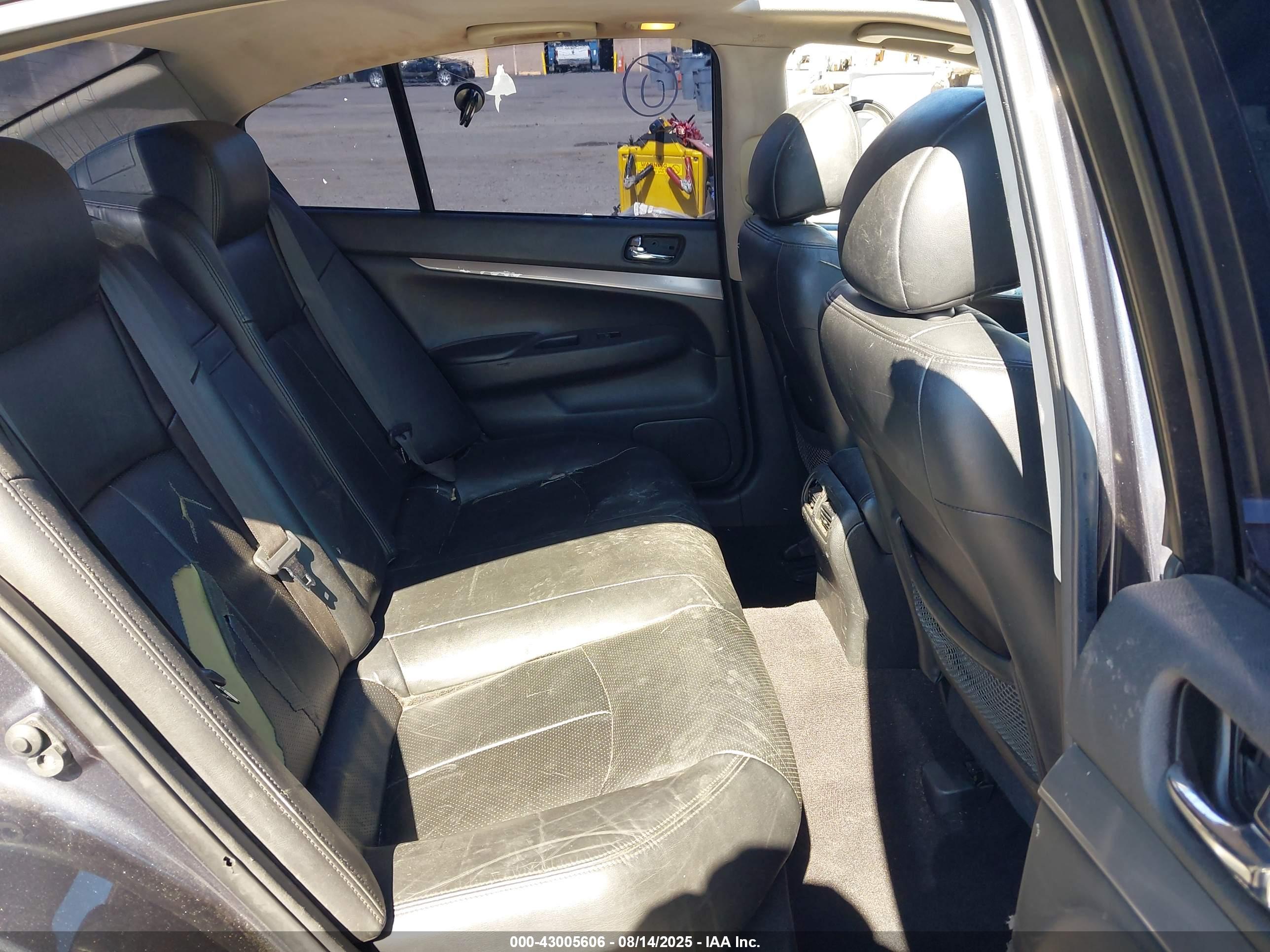 INFINITI G25X image 8
