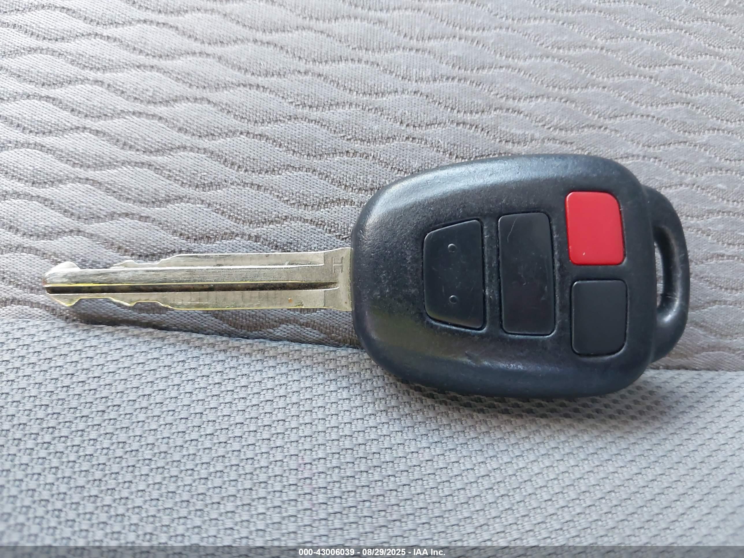 TOYOTA COROLLA image 11