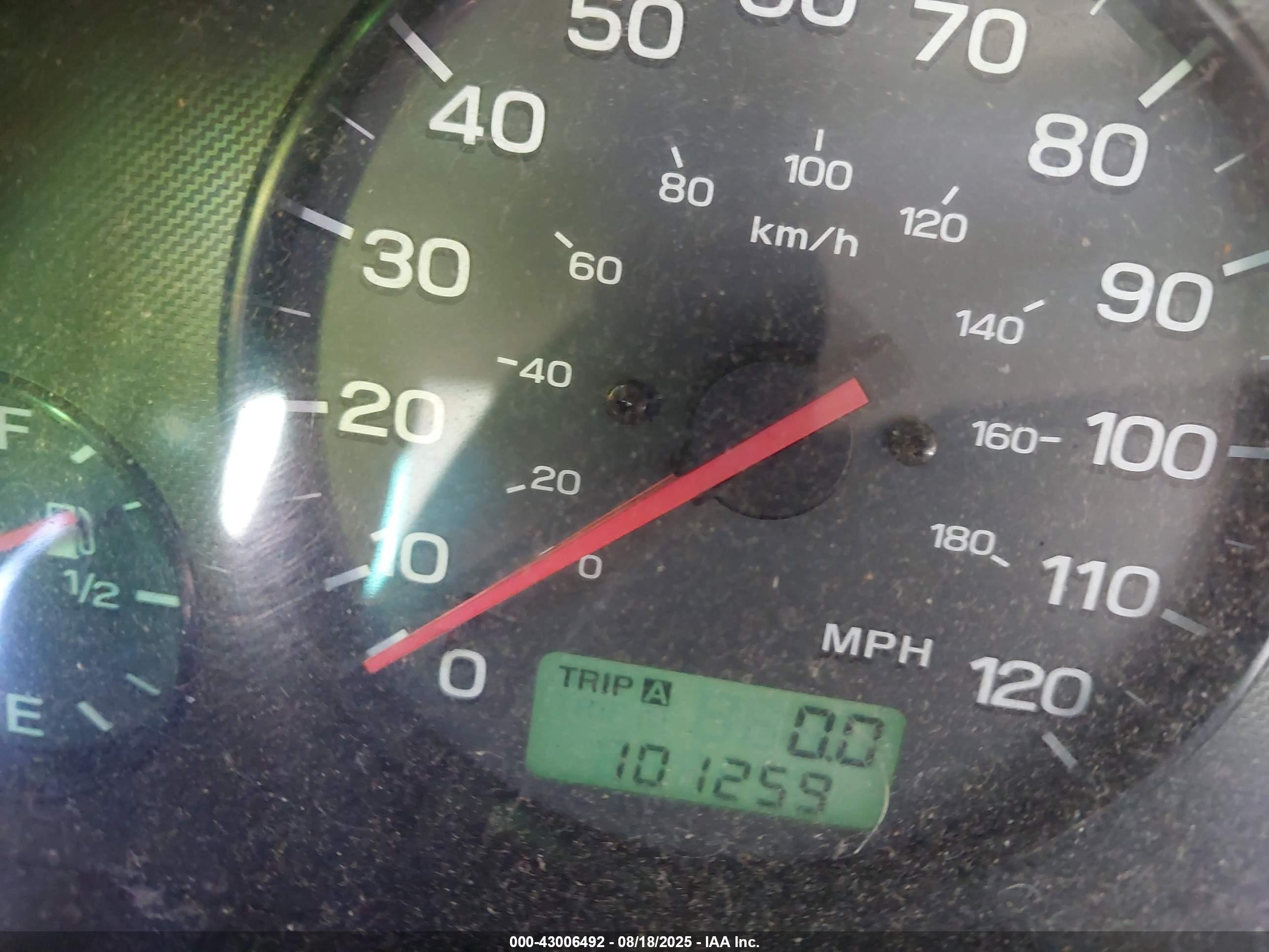 SUBARU OUTBACK image 7