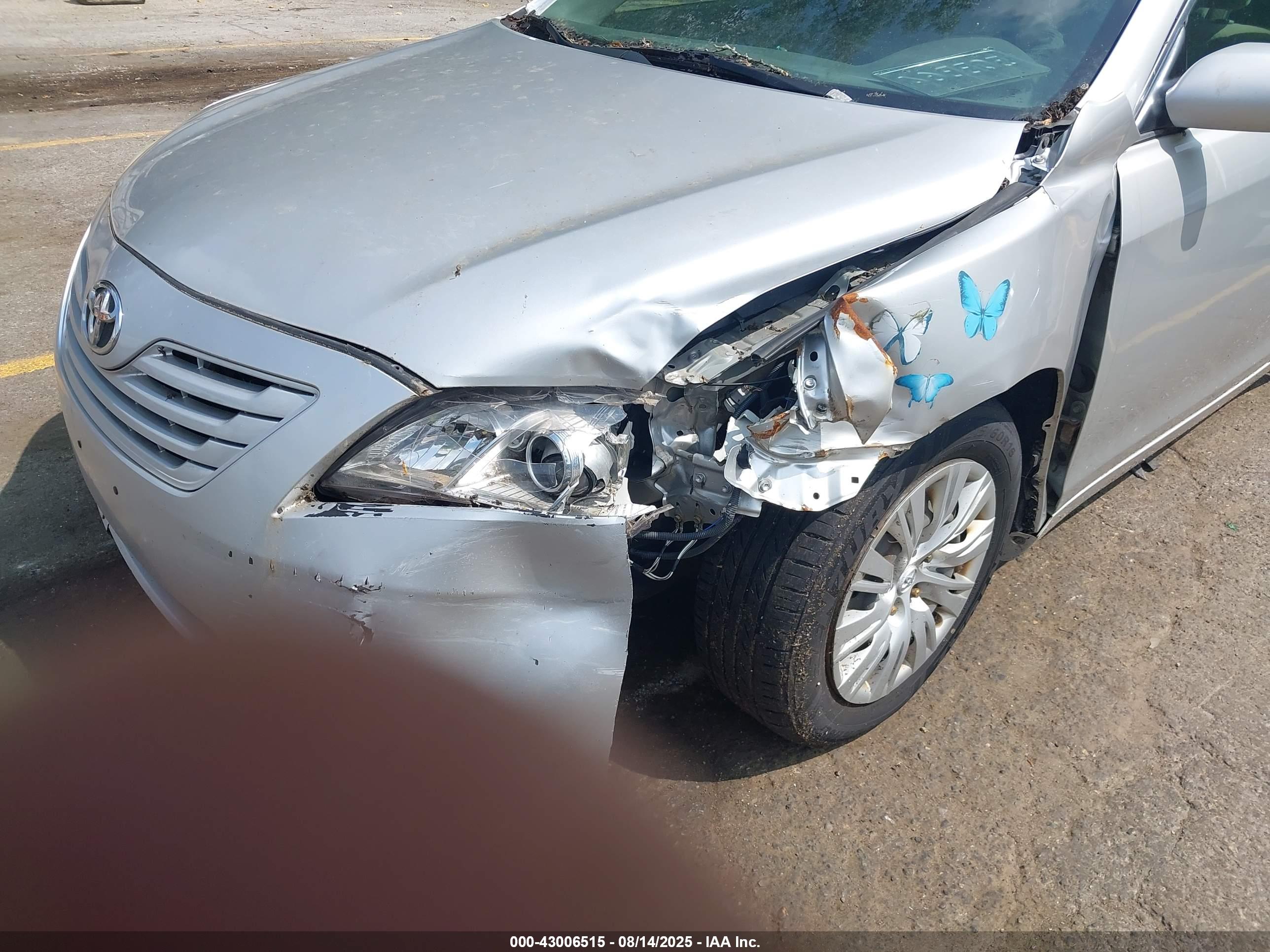 TOYOTA CAMRY image 6