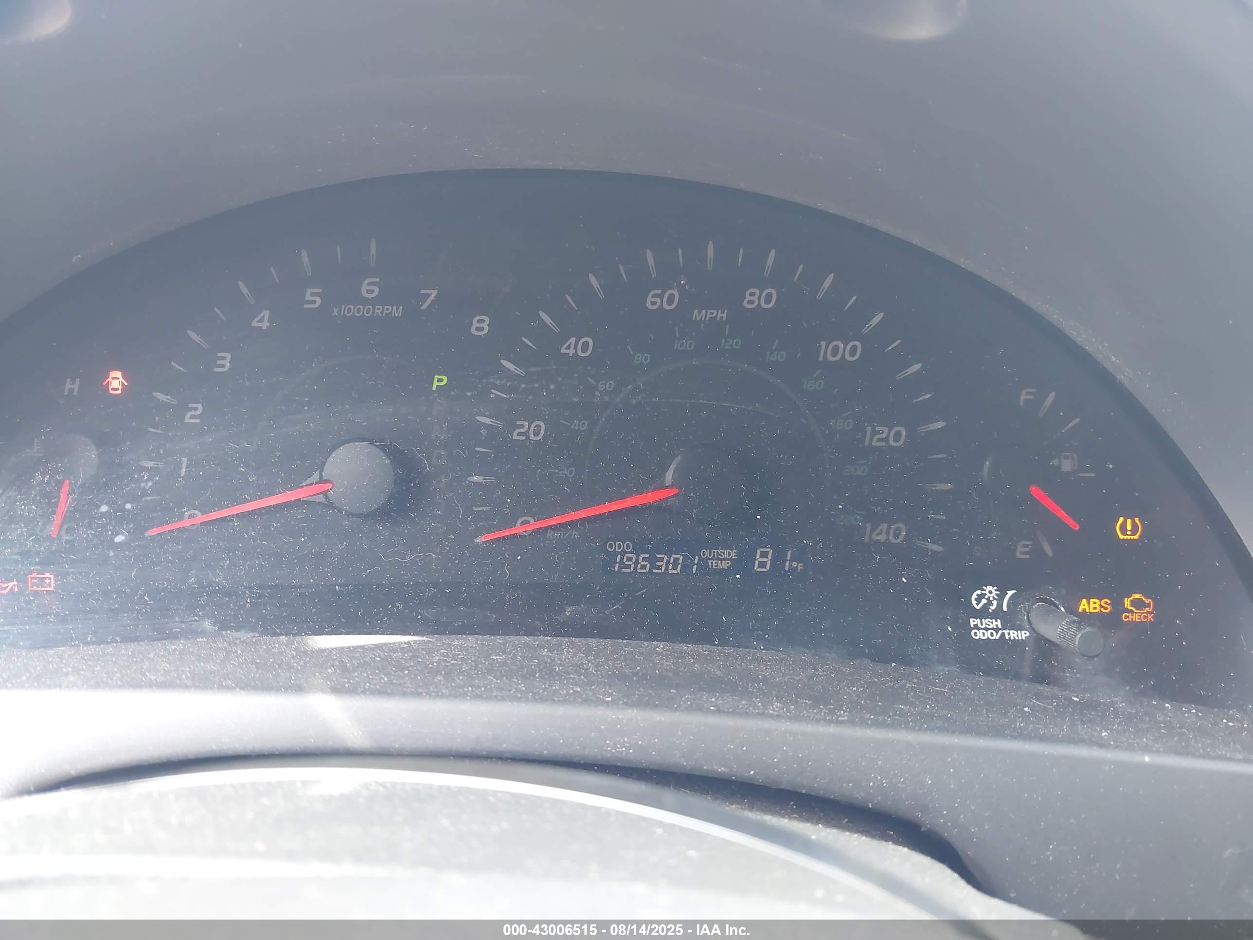 TOYOTA CAMRY image 7
