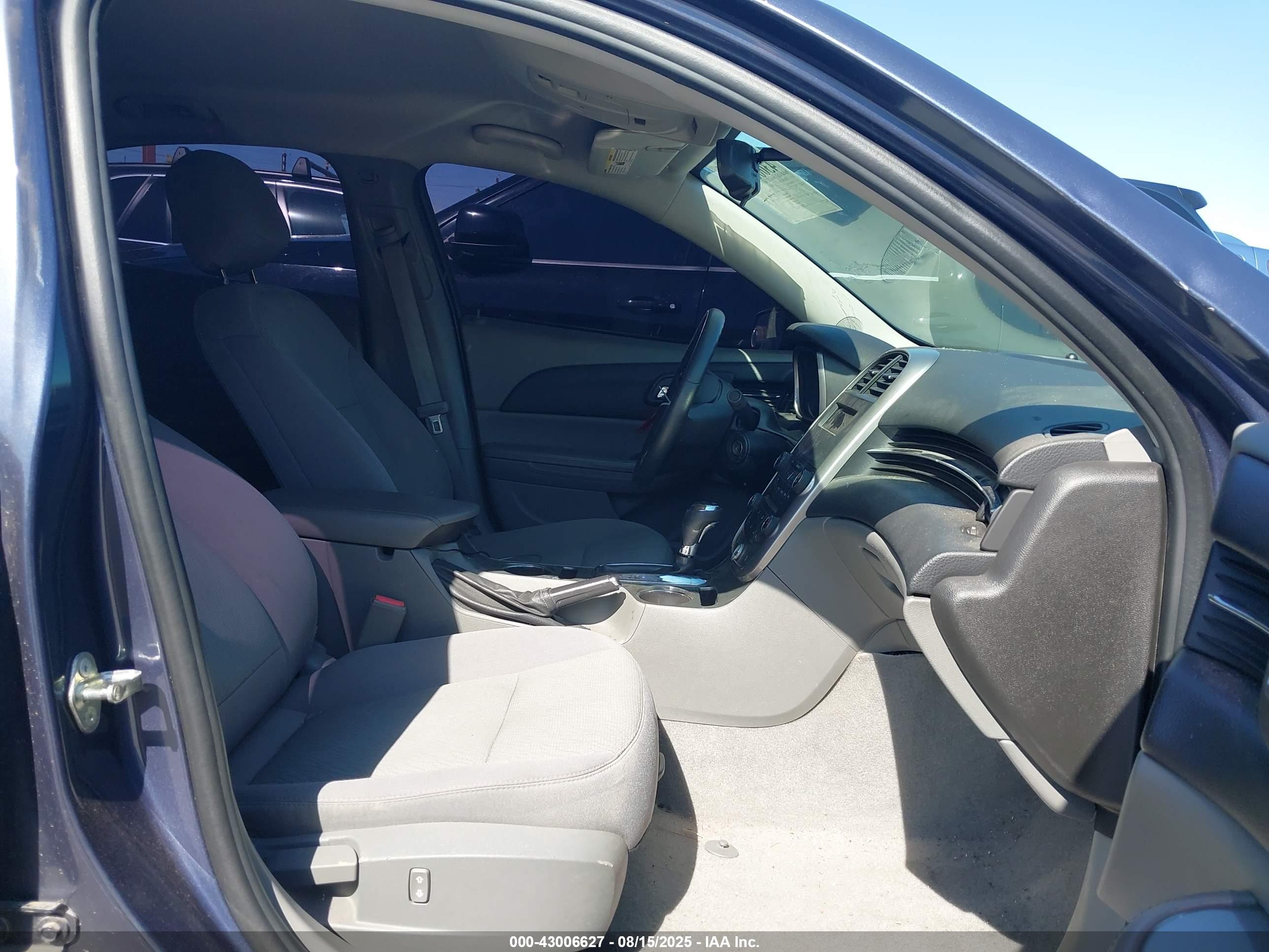CHEVROLET MALIBU image 5
