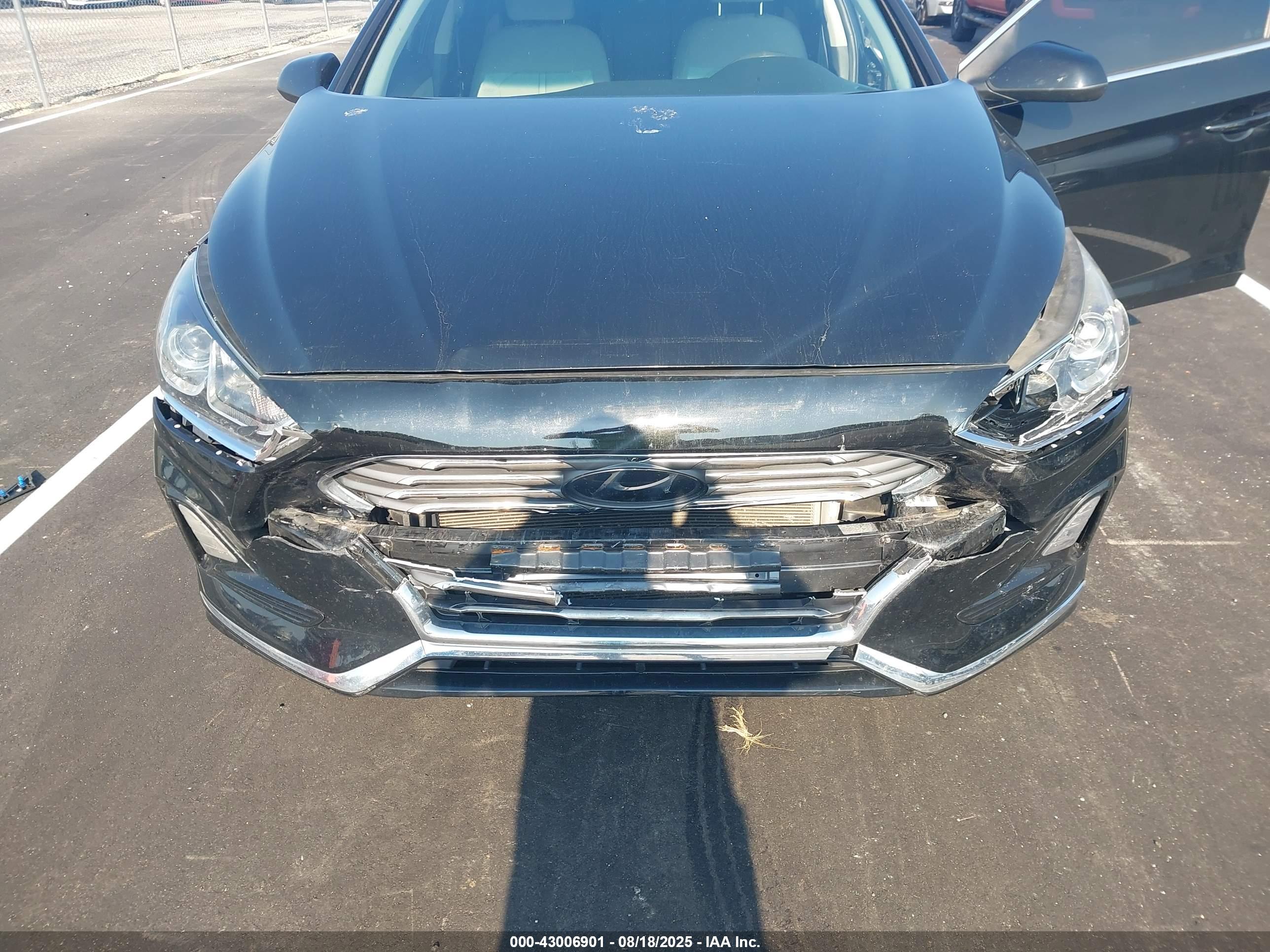 HYUNDAI SONATA image 6