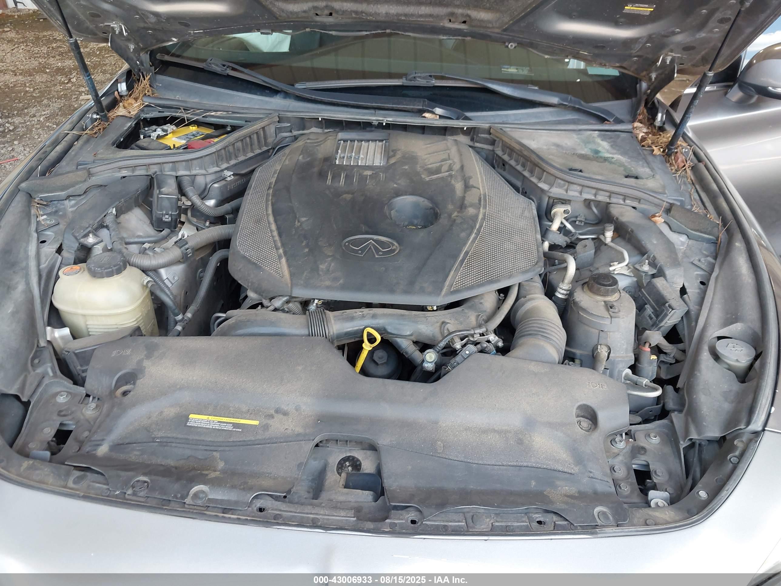 INFINITI Q60 image 10
