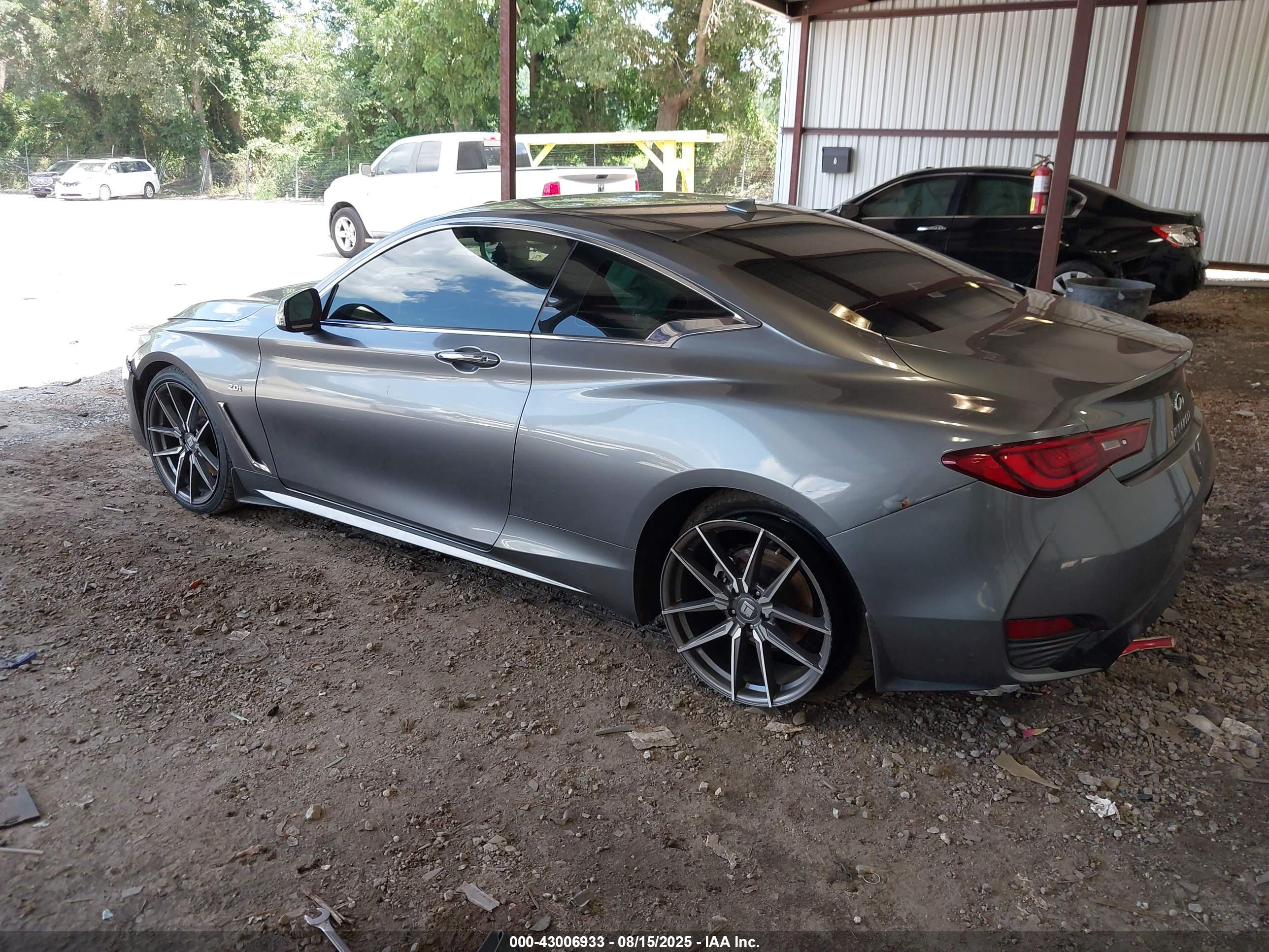INFINITI Q60 image 3