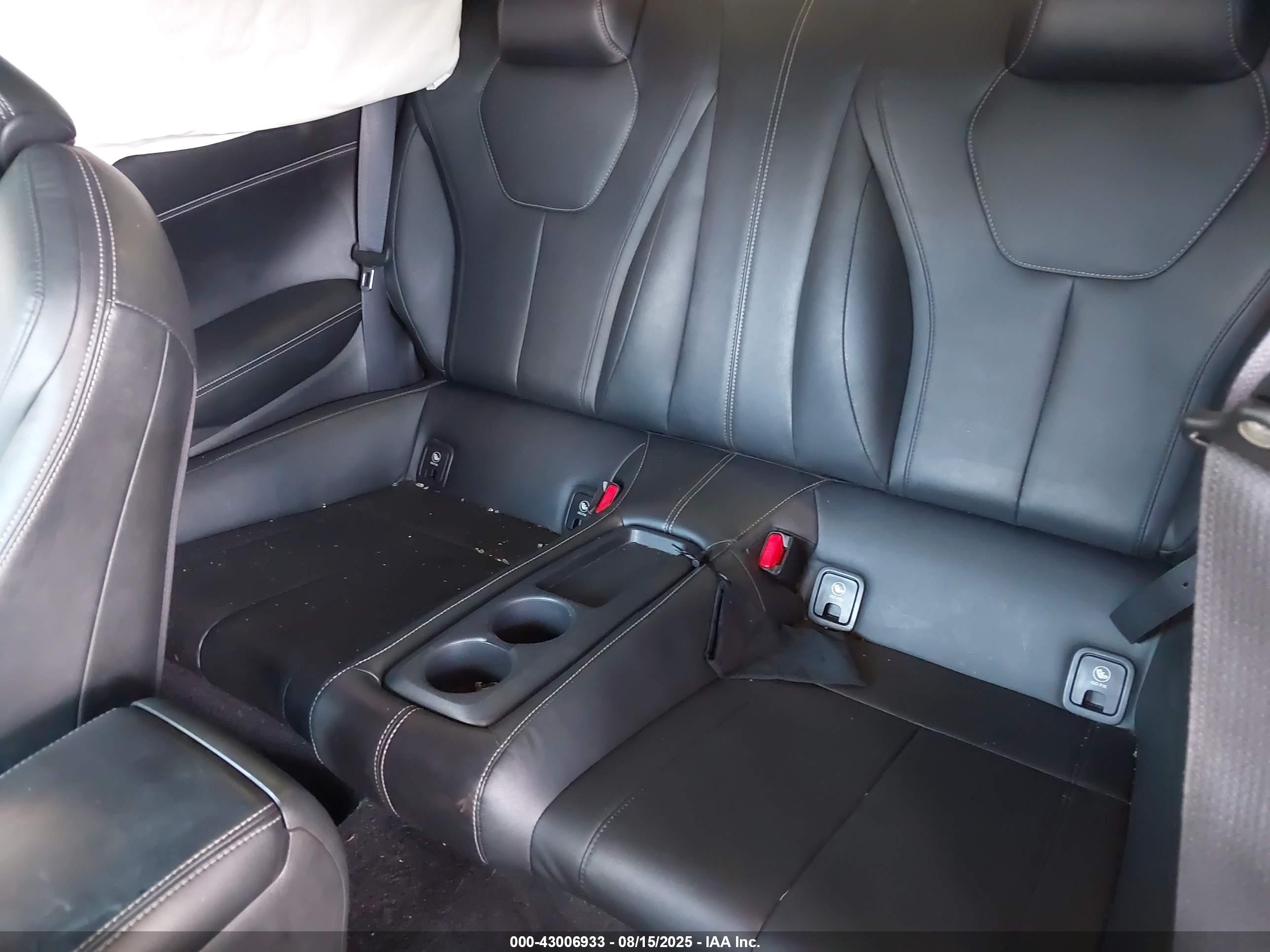 INFINITI Q60 image 8