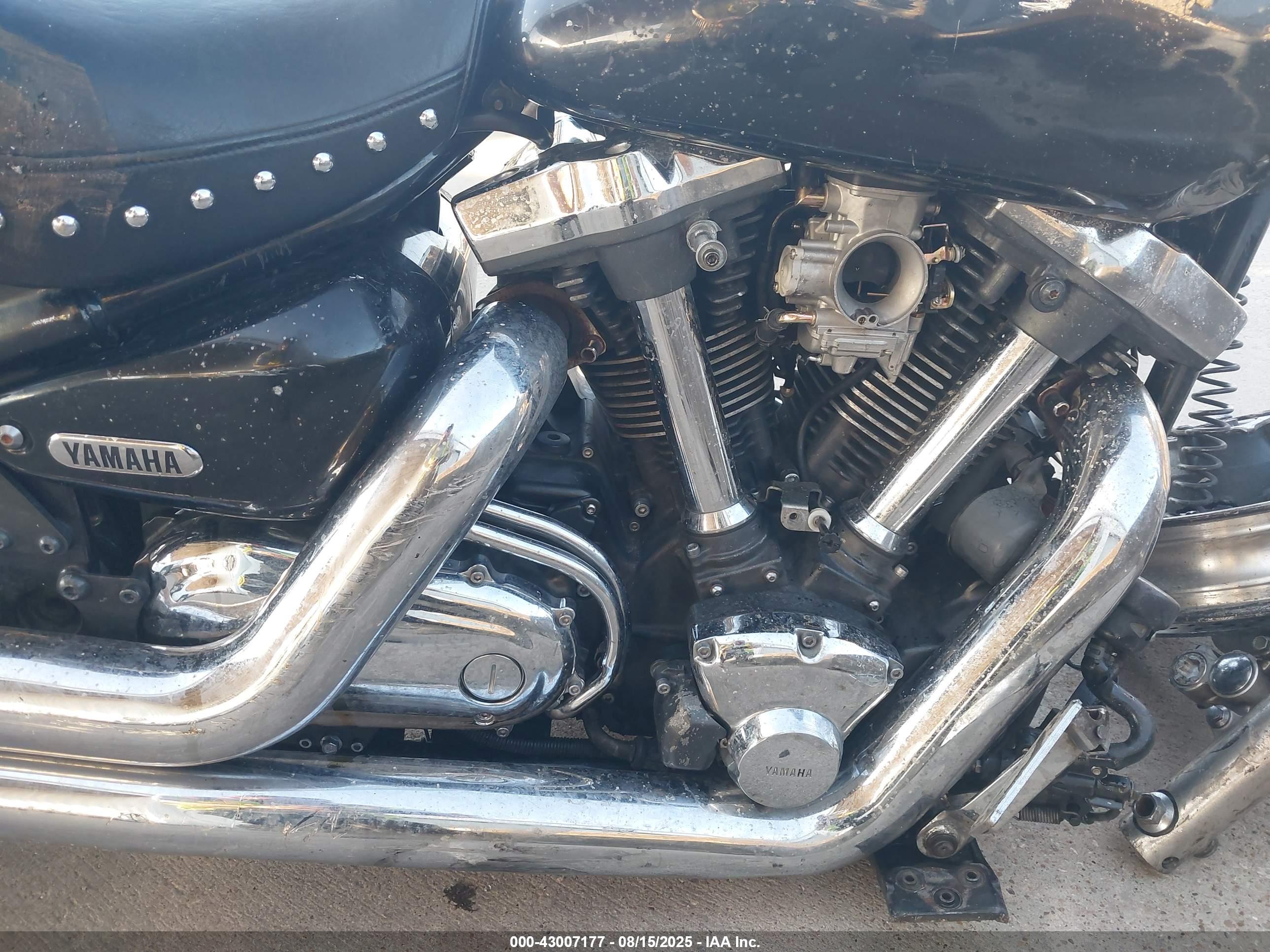 YAMAHA XV1700 image 9