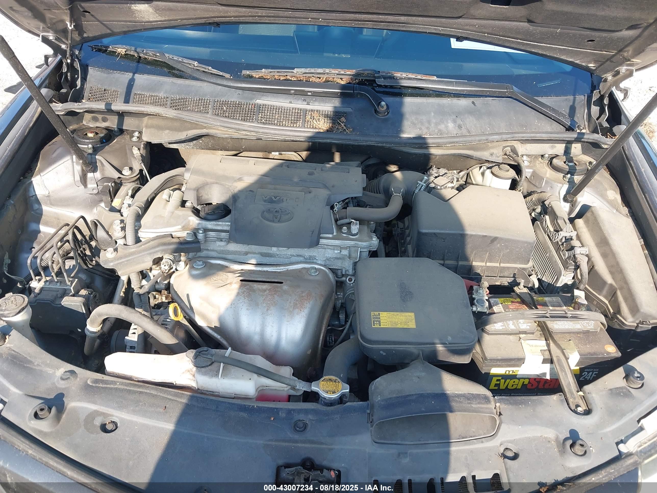 TOYOTA CAMRY image 10