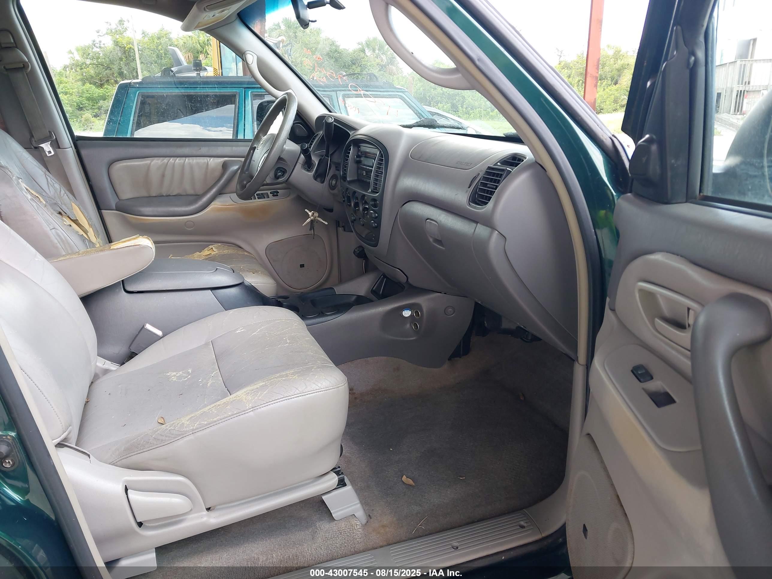 TOYOTA TUNDRA image 5