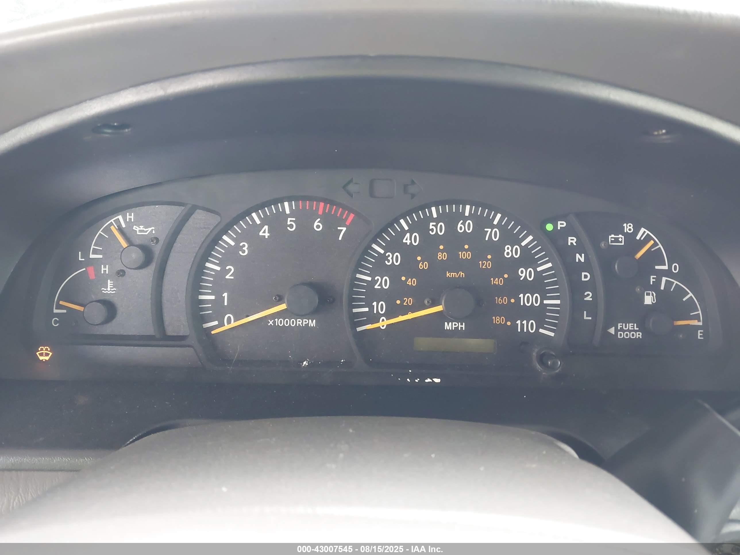TOYOTA TUNDRA image 7