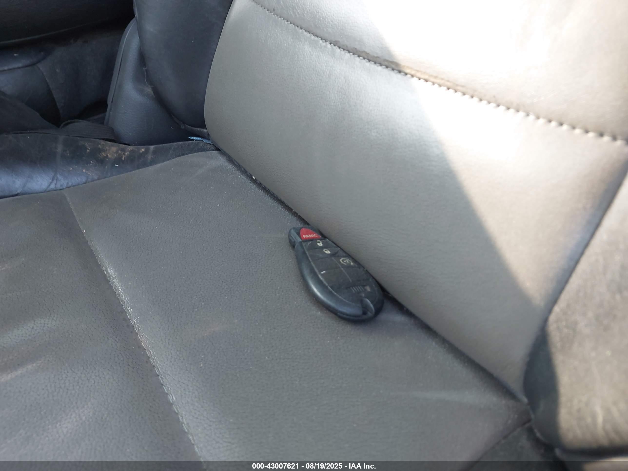 DODGE RAM image 11