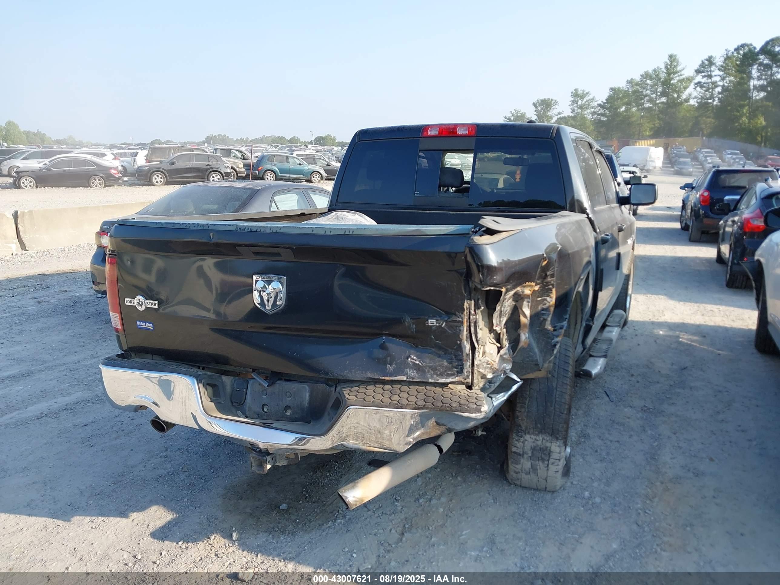 DODGE RAM image 4