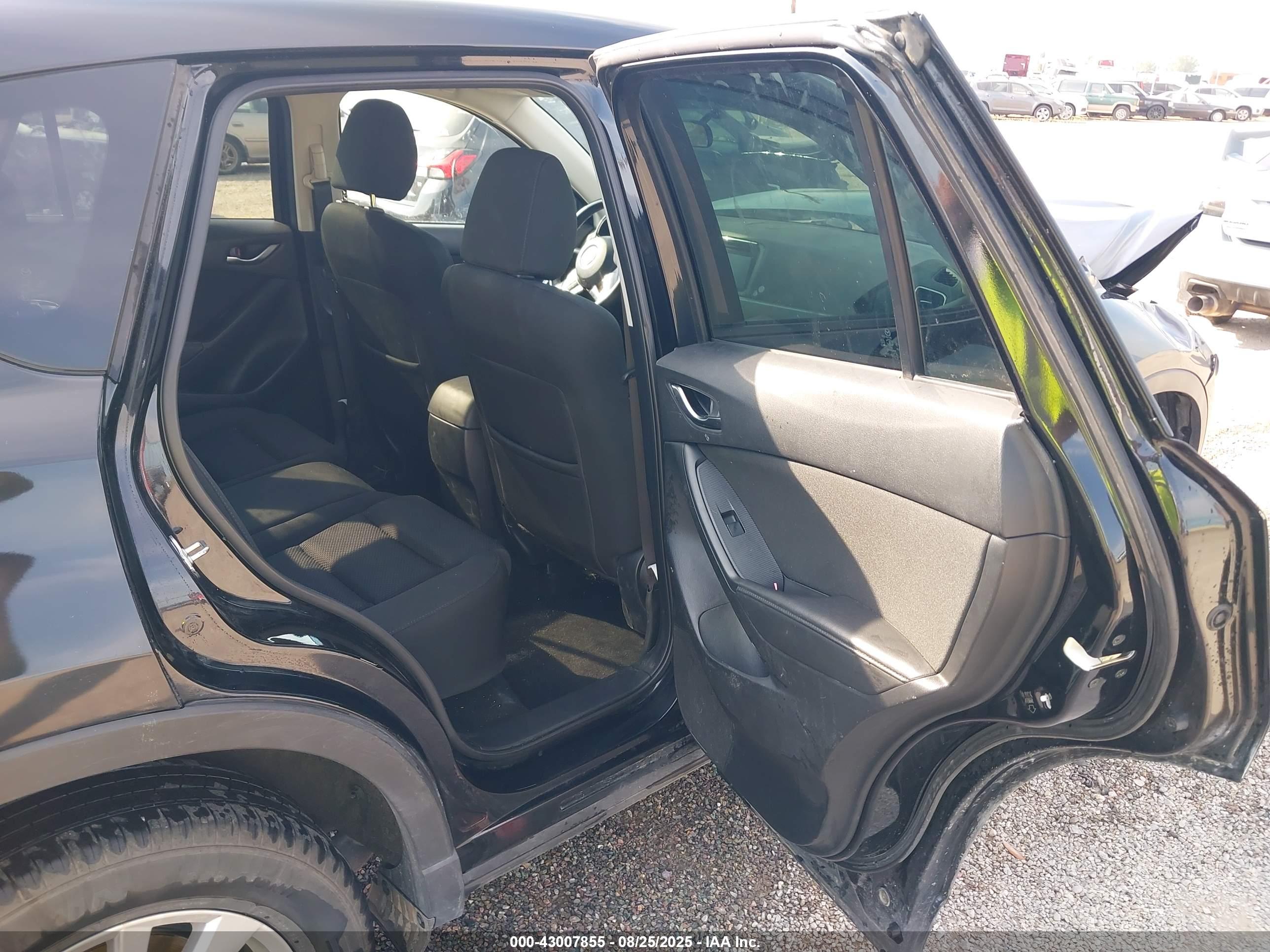 MAZDA CX-5 image 8