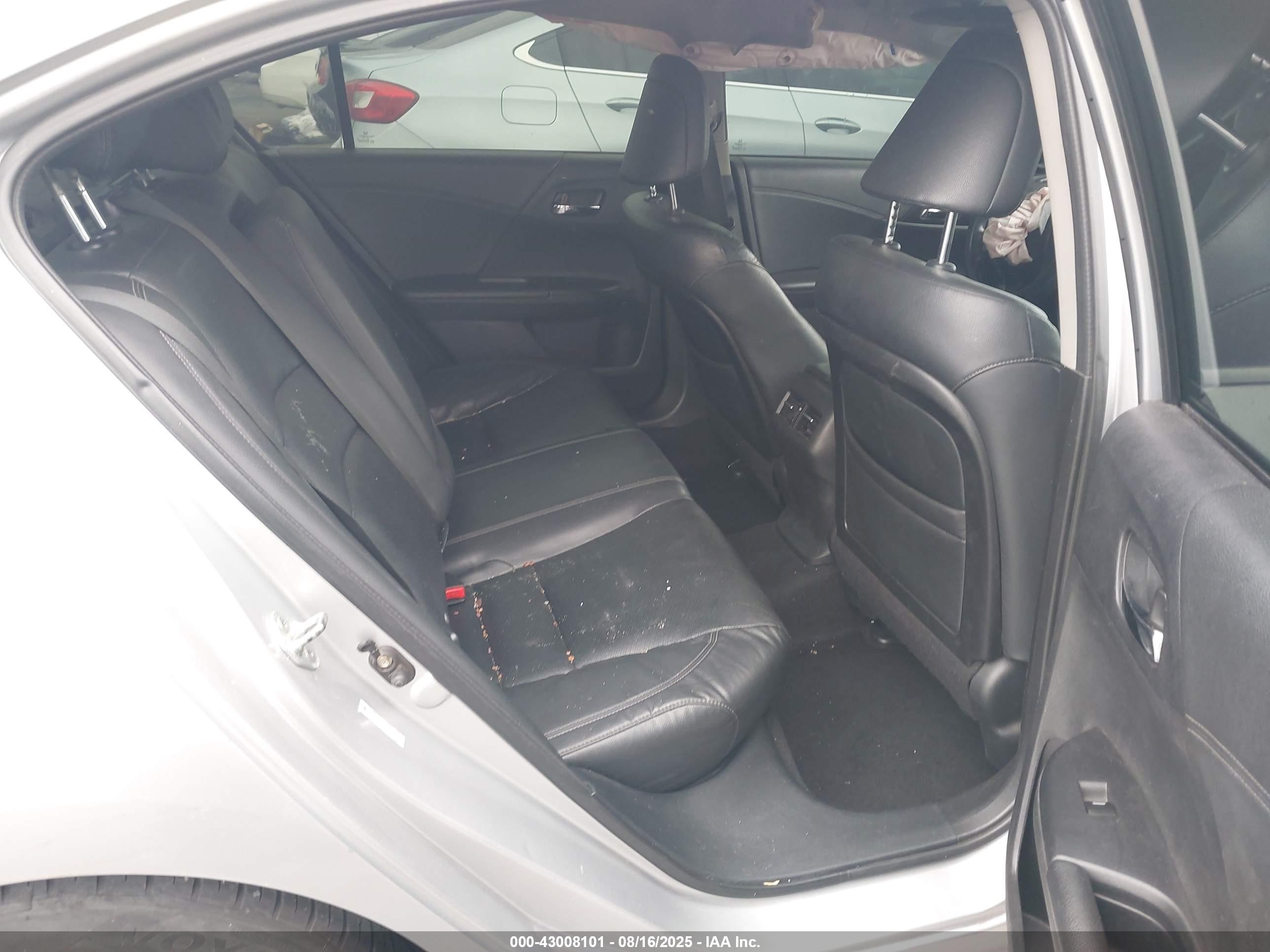 HONDA ACCORD image 8