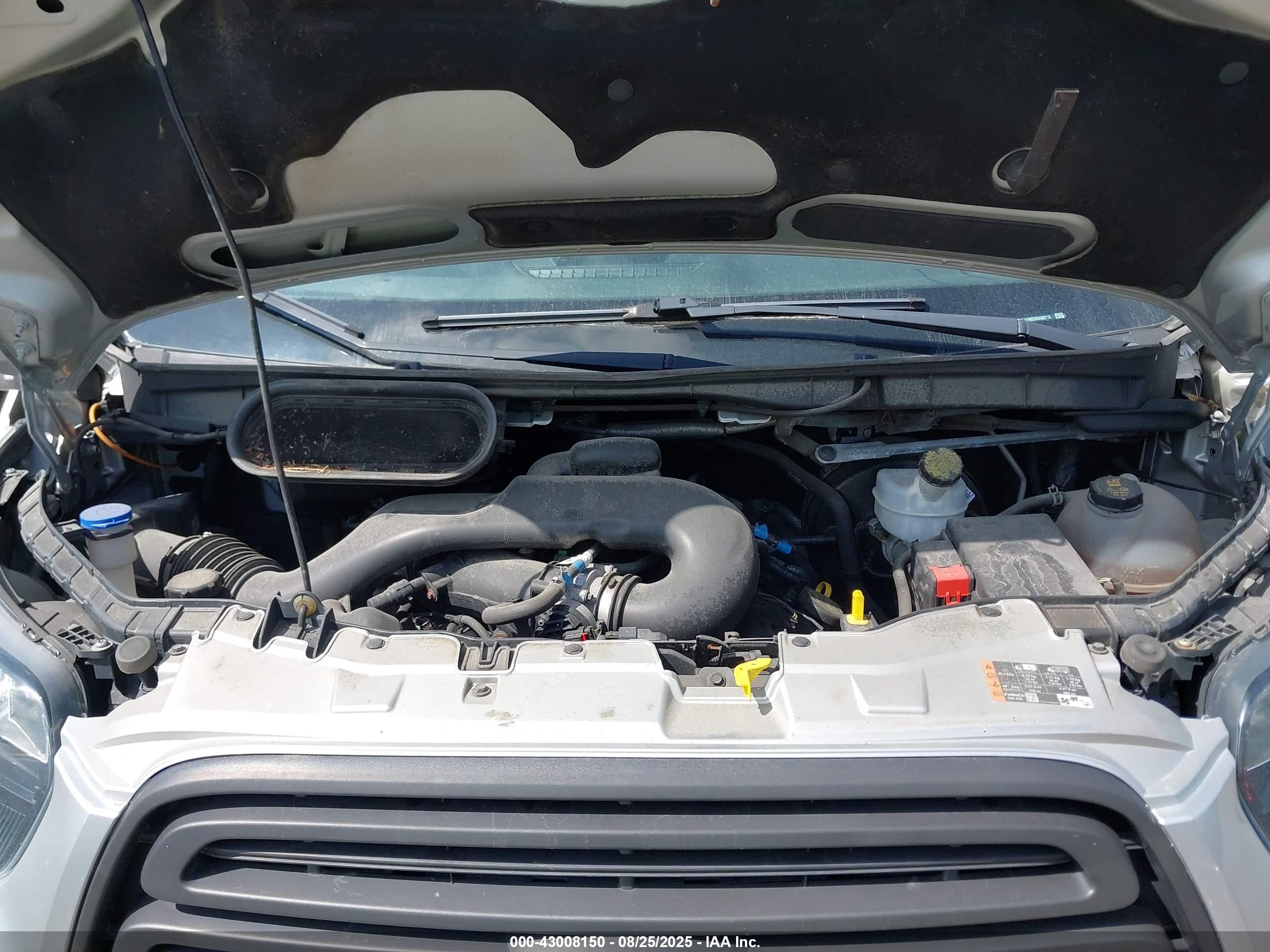 FORD TRANSIT-150 image 10