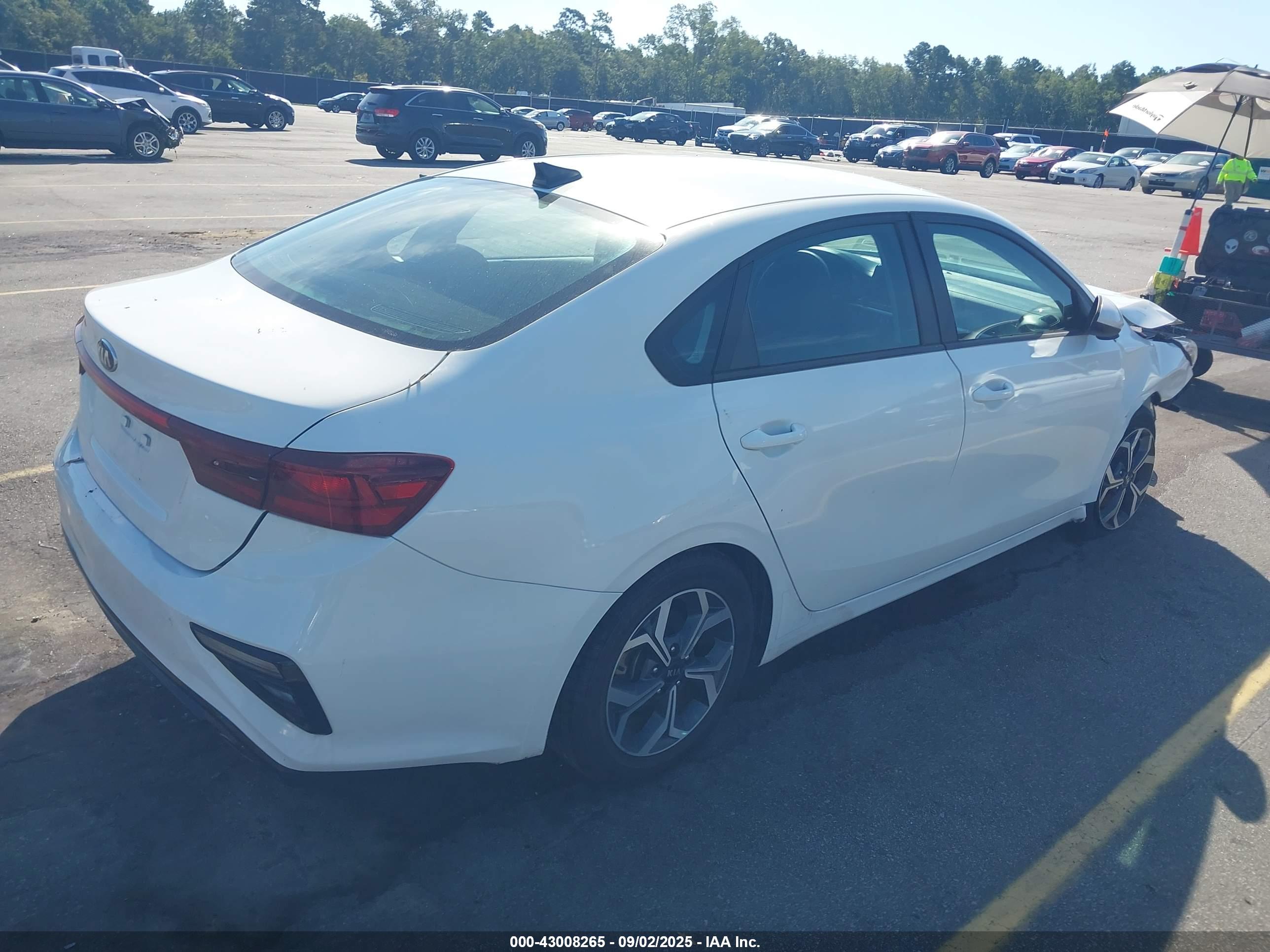 KIA FORTE image 4