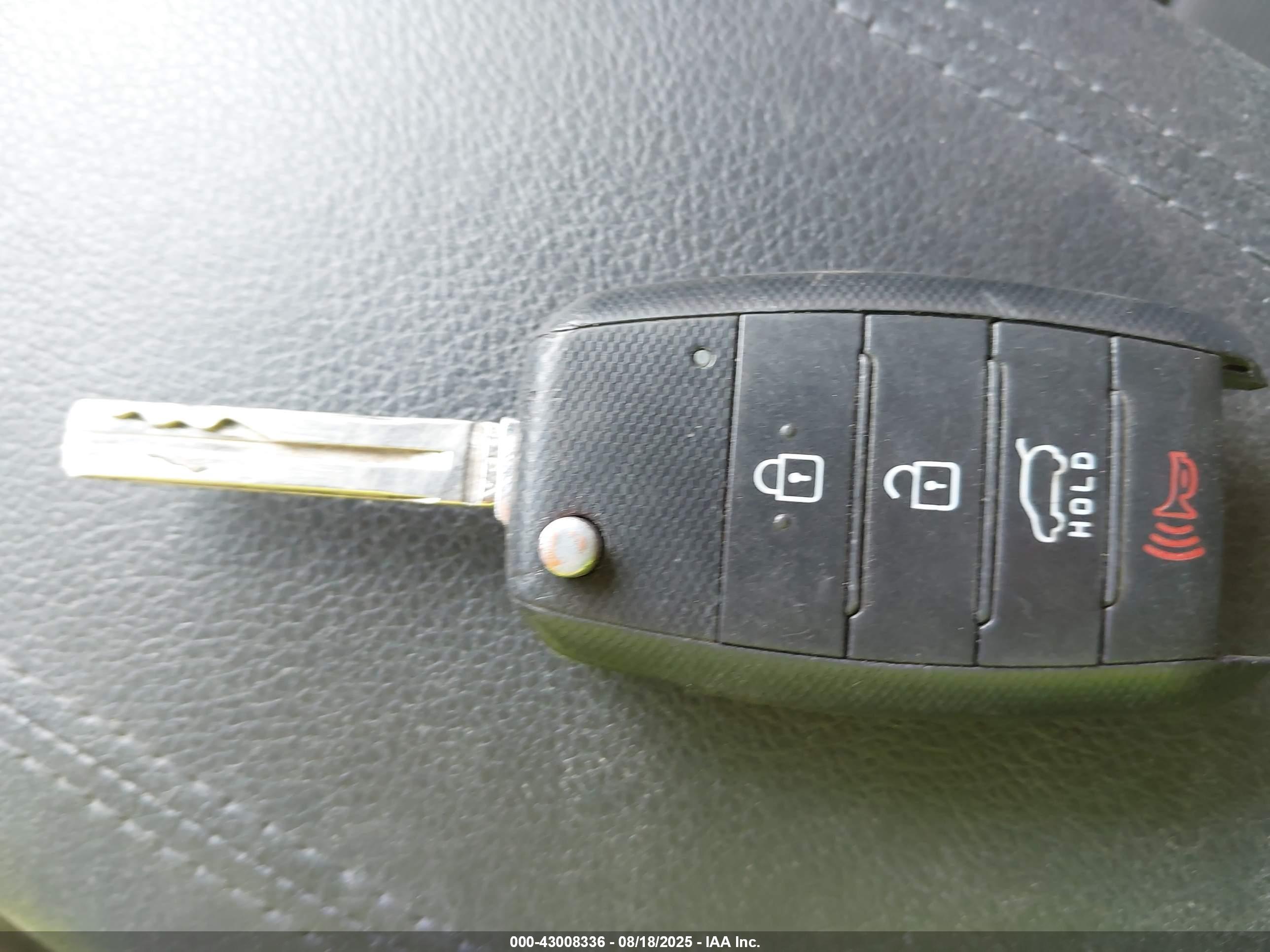 KIA SPORTAGE image 11