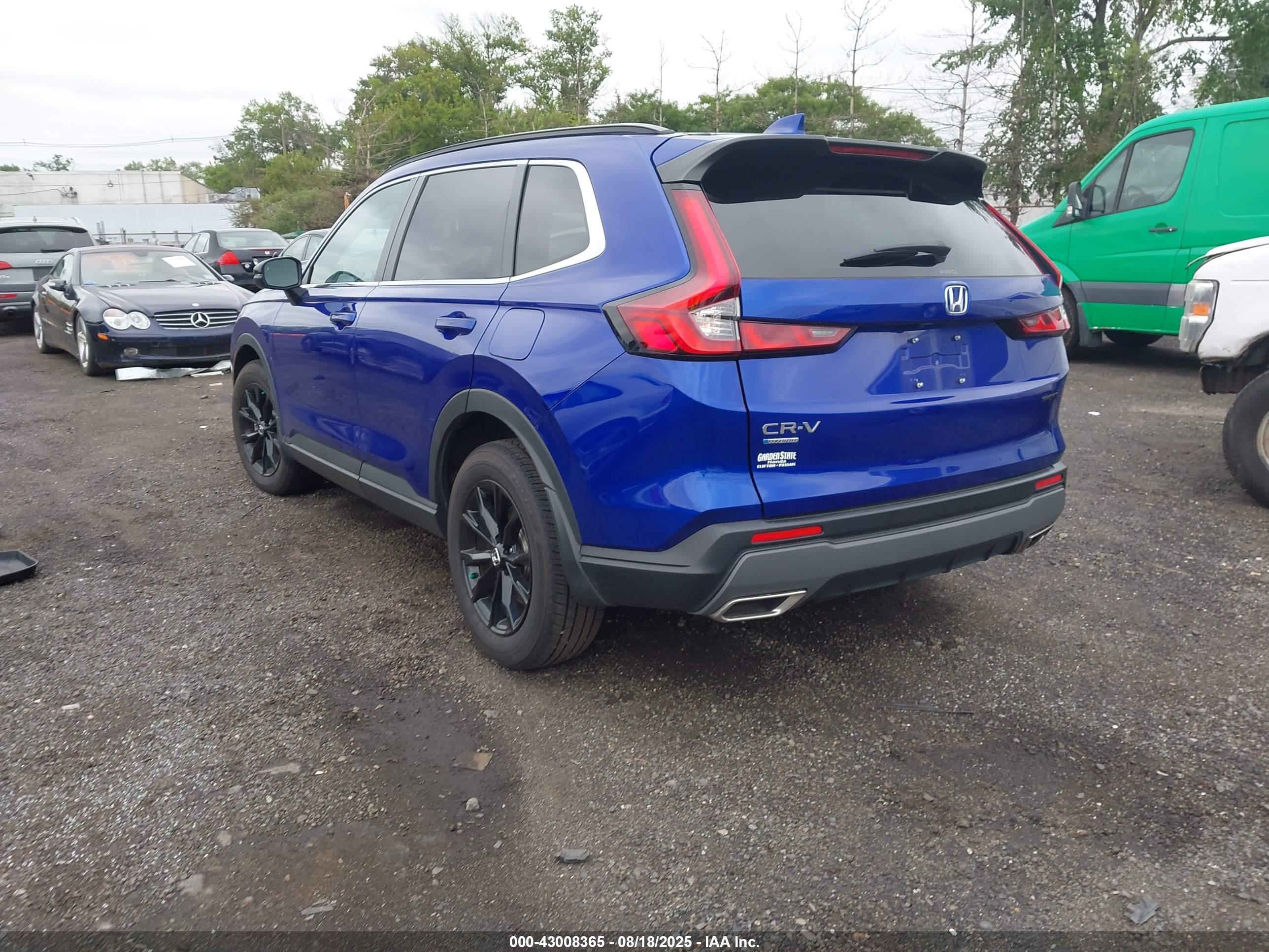 HONDA CR-V image 3